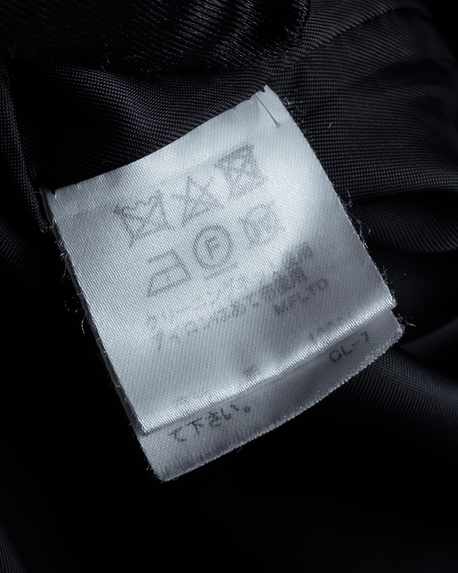 "ISSEY MIYAKE PLANTATION" Minimalist design A-line stand collar coat