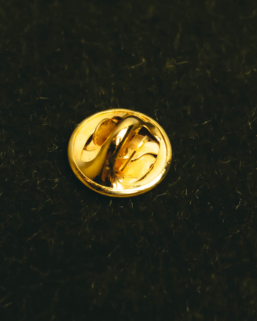 "Crédit Agricole" 90's Gold bull lapel pin