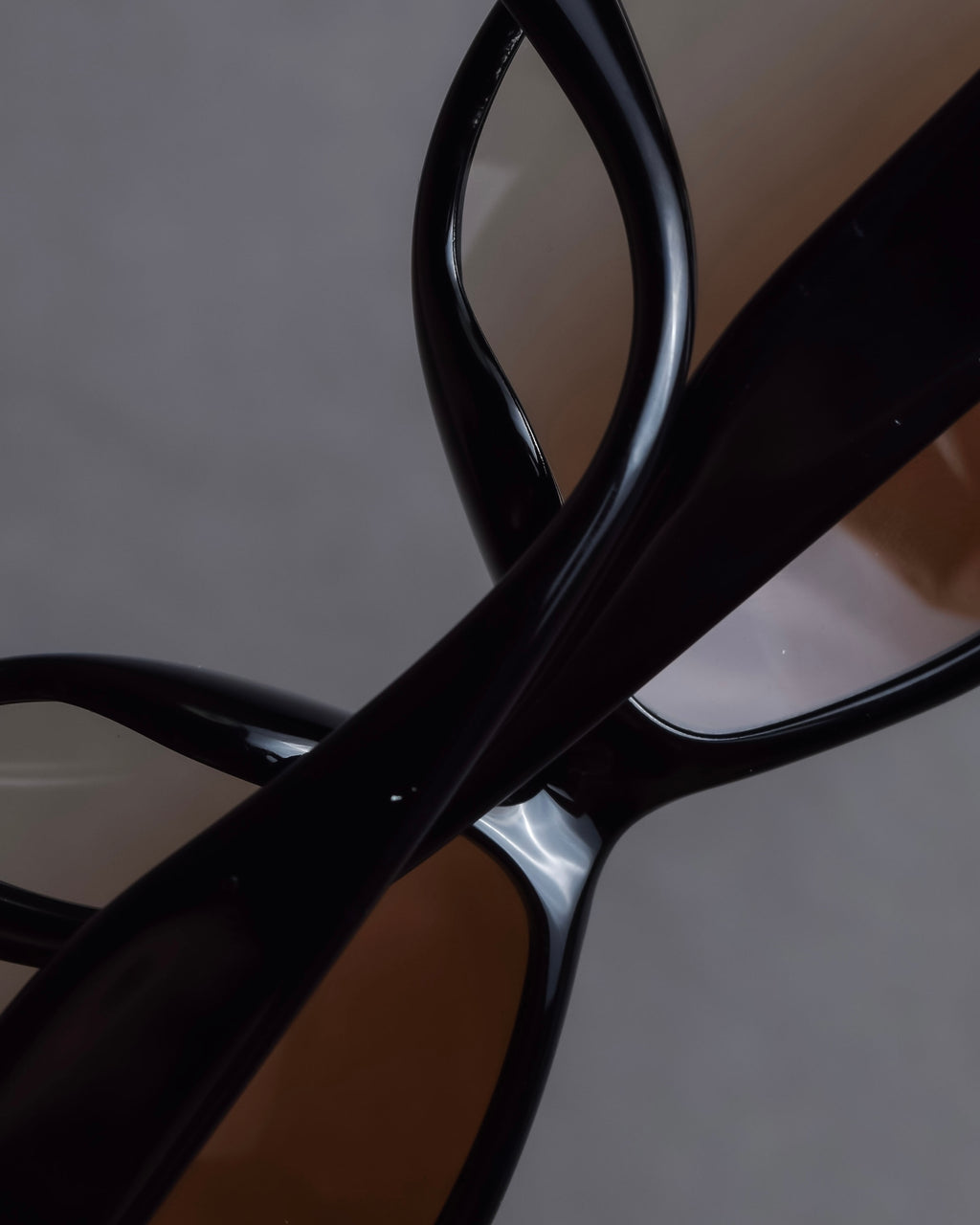 "Christian Dior" Vintage logo hinge oversized sunglasses