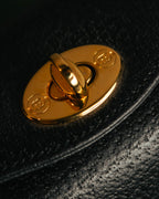 -SPECIAL- “GUCCI” 70’s-80’s Pigskin leather turn lock handbag