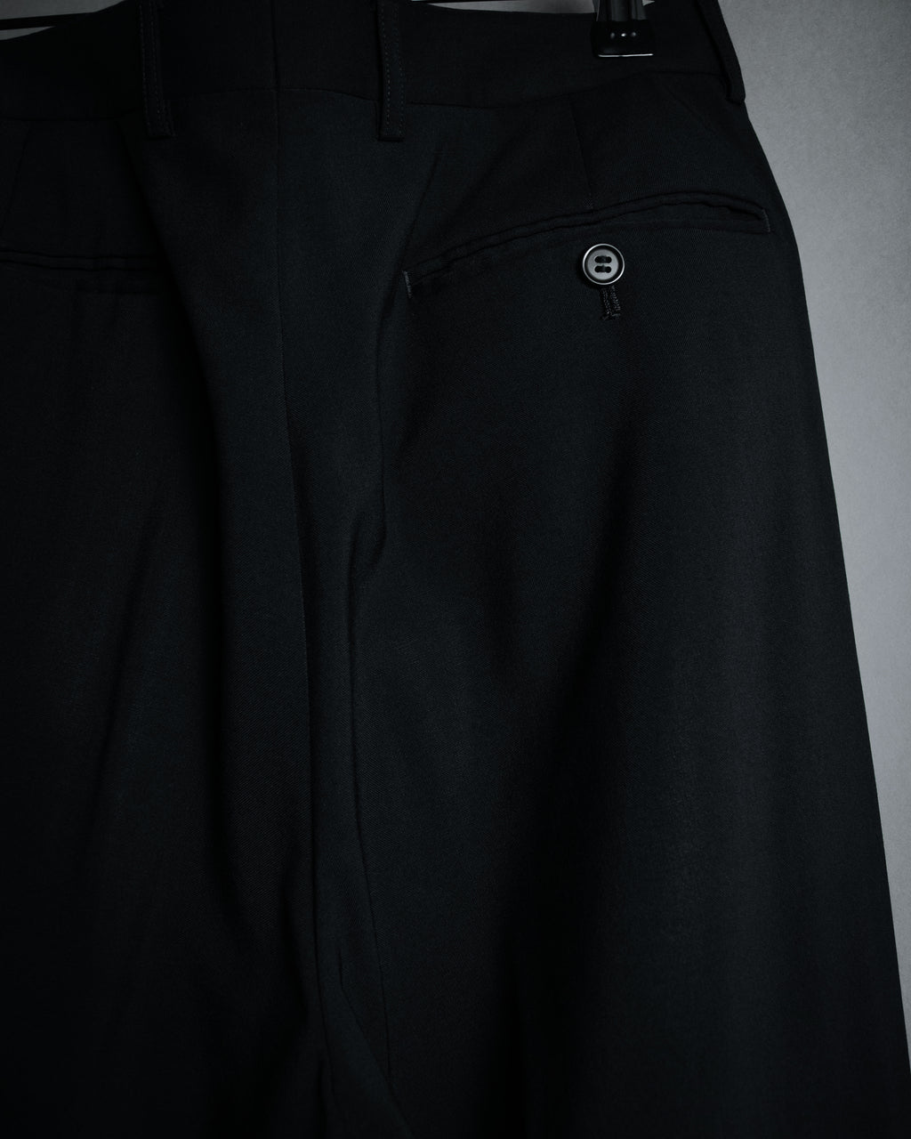 "Paul Smith" 90’s classic pinstripe three-button suit set-up