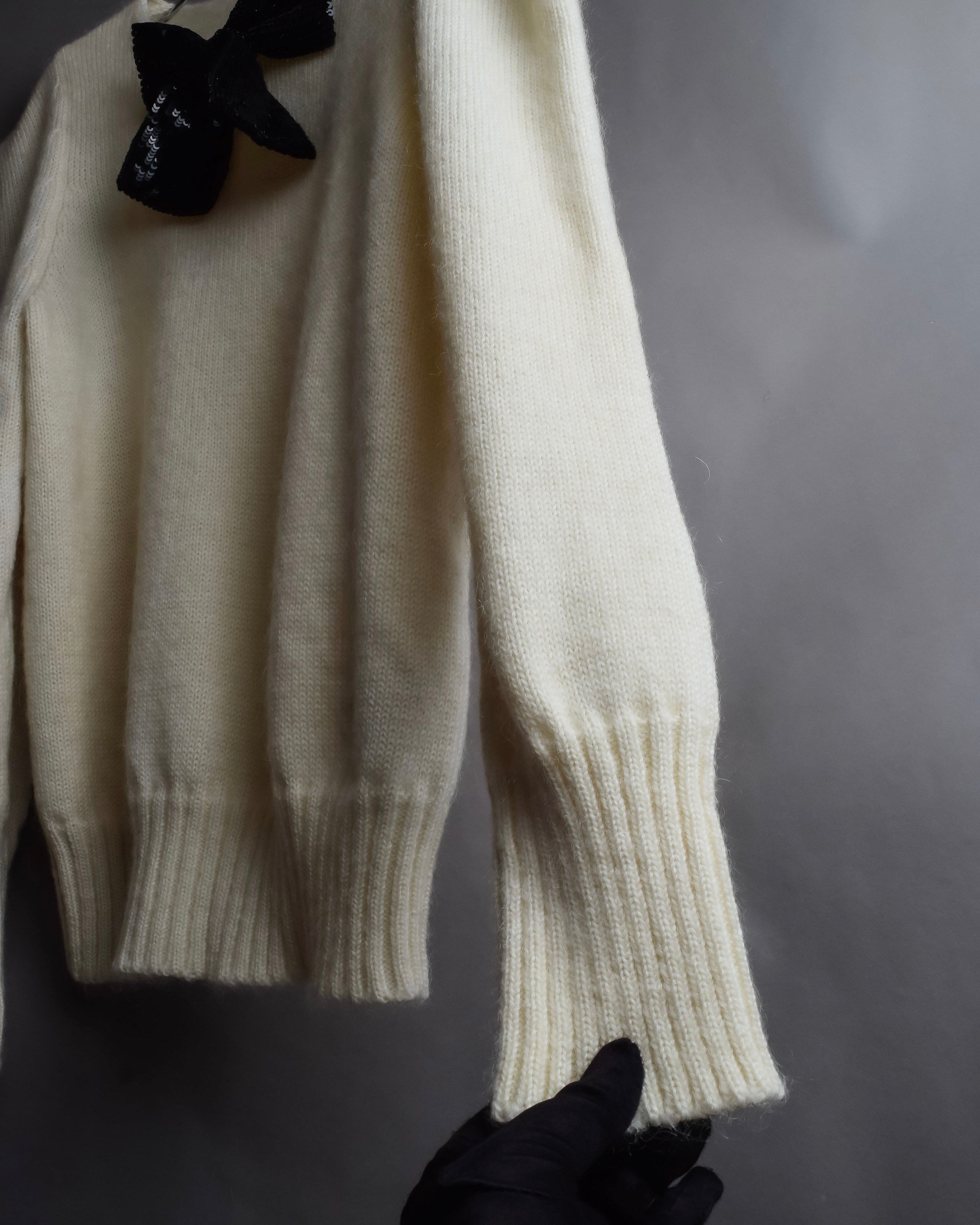 "Saint Laurent" Sequin ribbon design shoulder structure knit