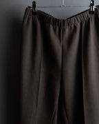 "SHIZUKA KOMURO" Dark brown color easy waist slacks