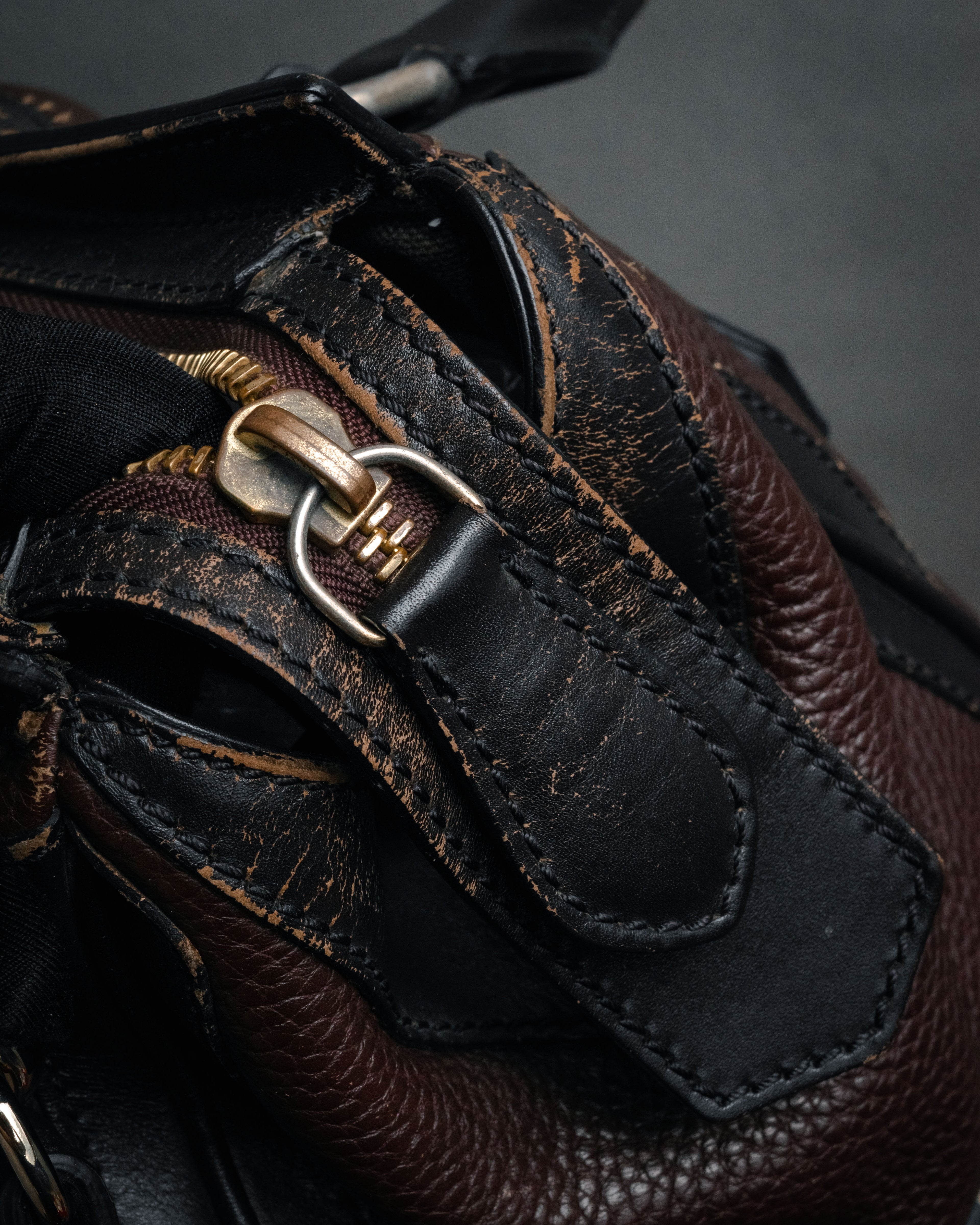 “BURBERRY” 2010’s Brogue tassel leather bag