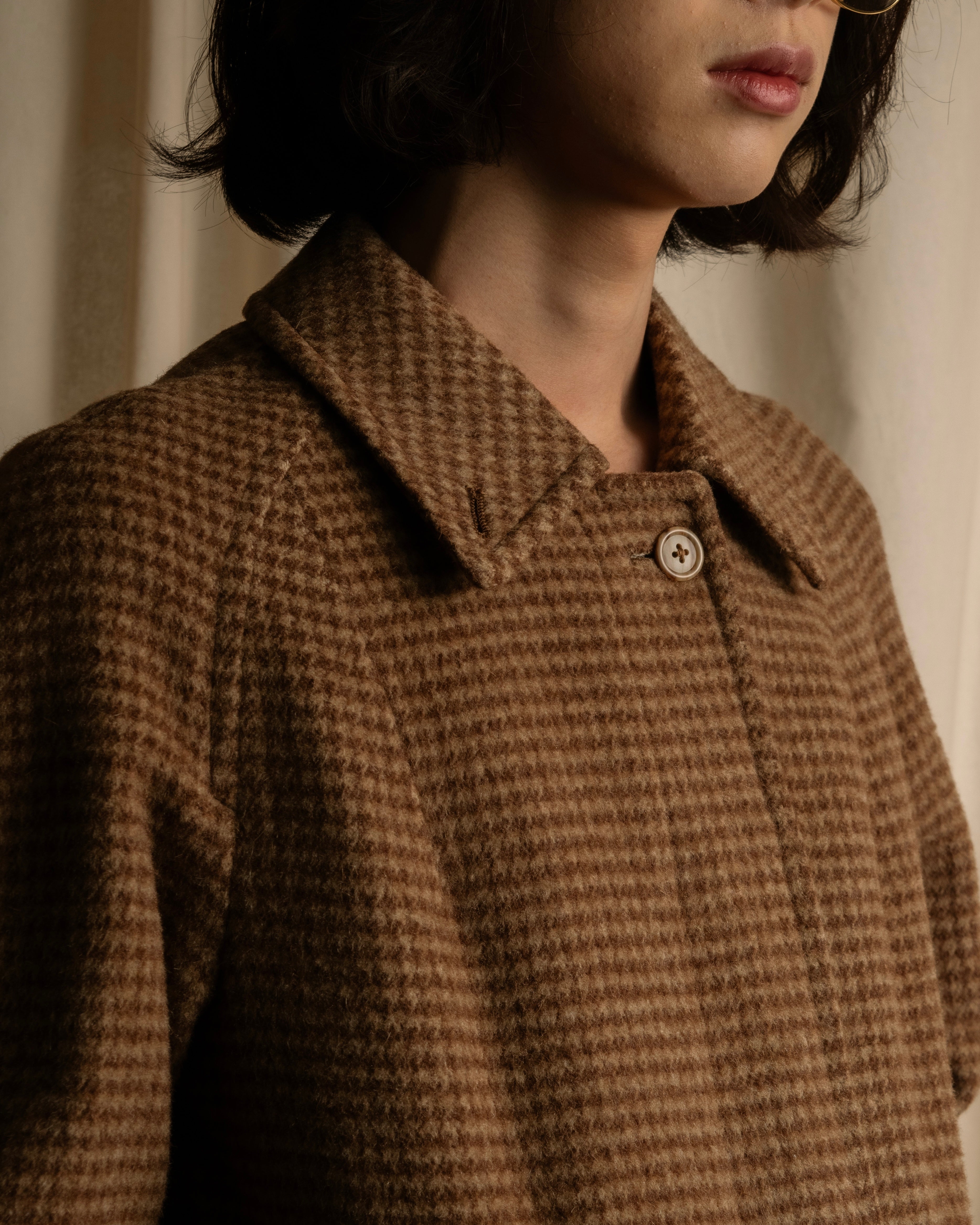 "BURBERRYS" Houndstooth pattern belted stand collar coat