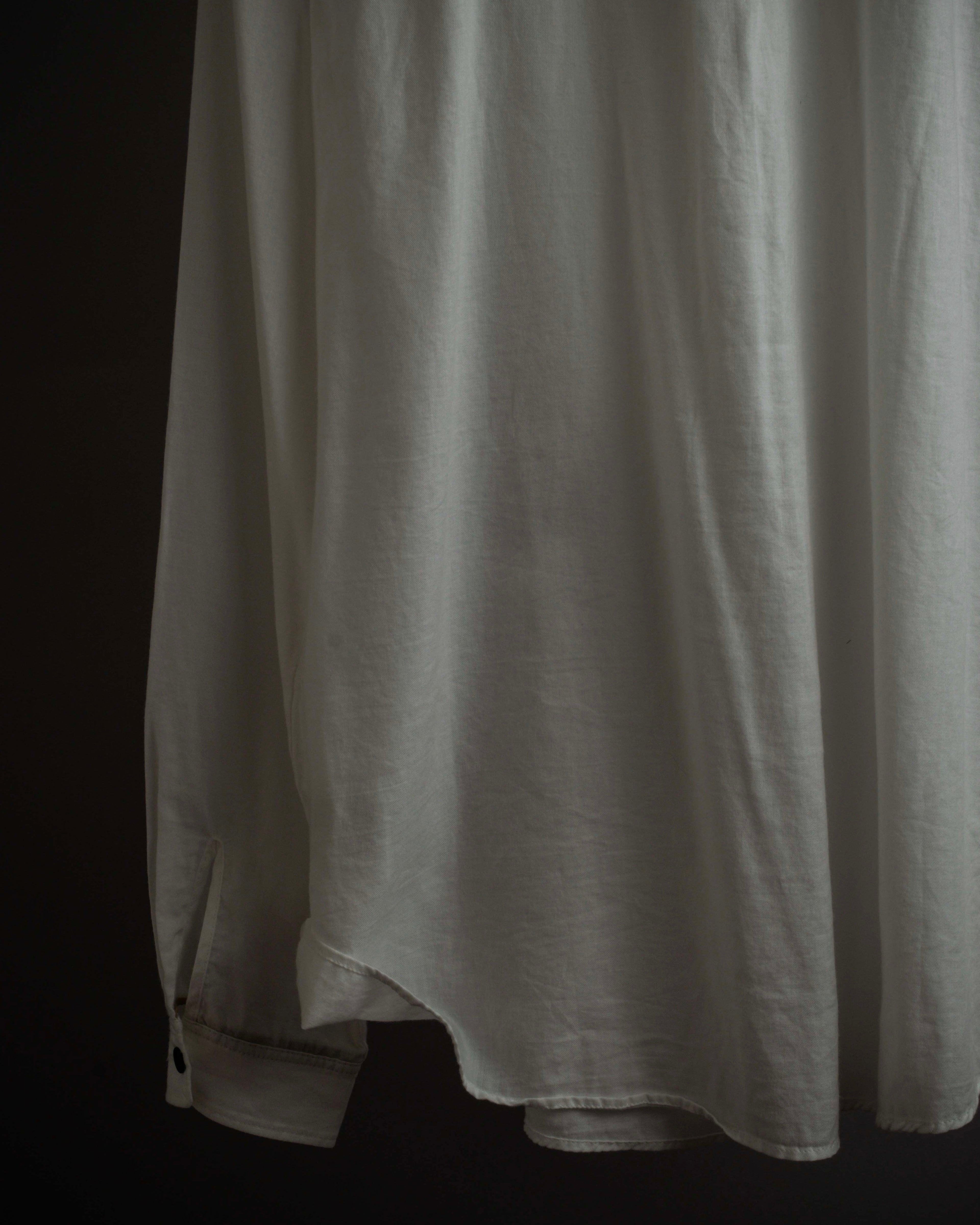 "BURBERRY" Frill design collarless blouse