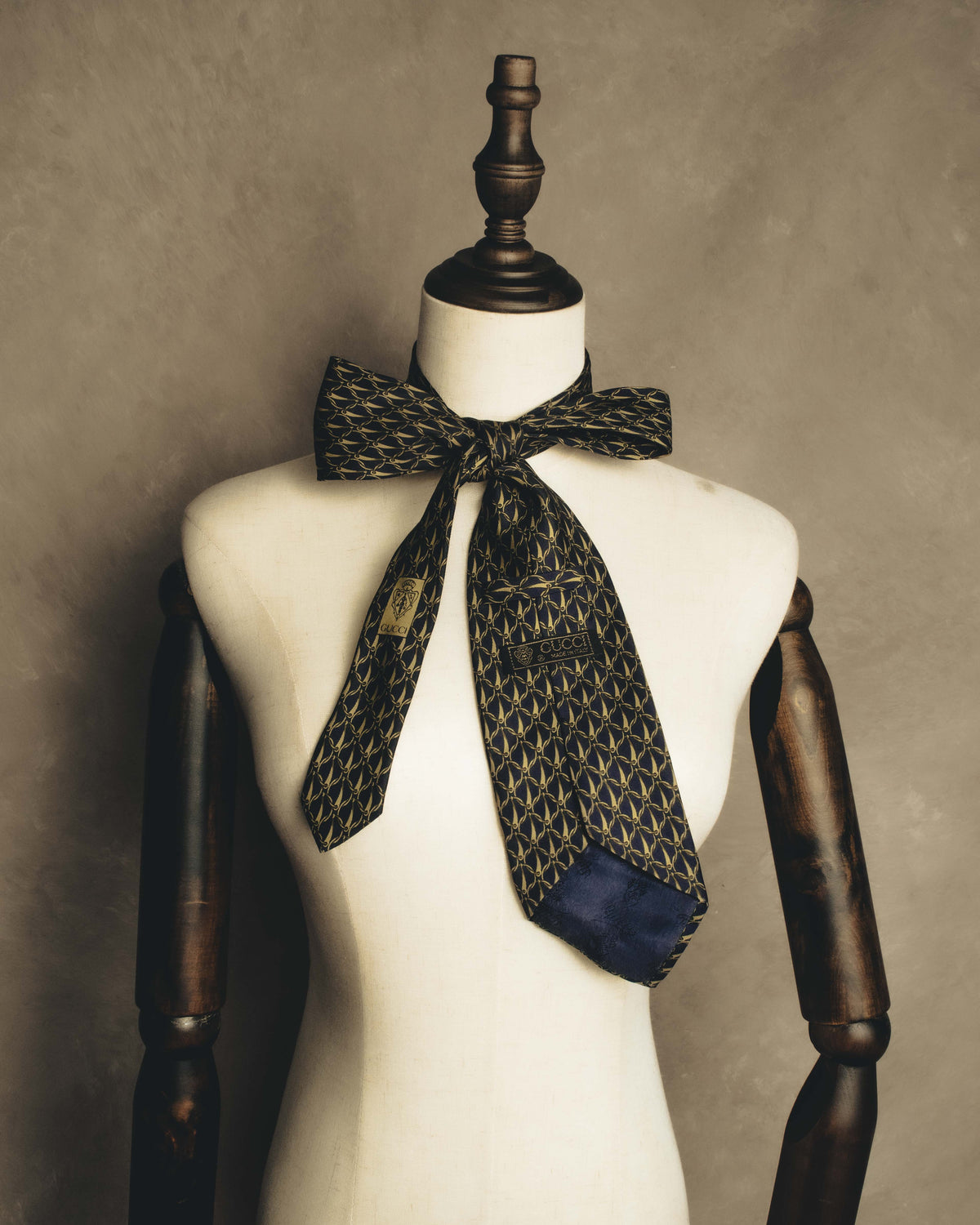 "GUCCI" 80's Nautical patterned silk necktie