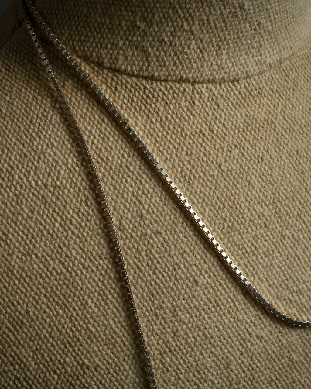 "JOAQUIN BERAO" Tulip motif lariat necklace