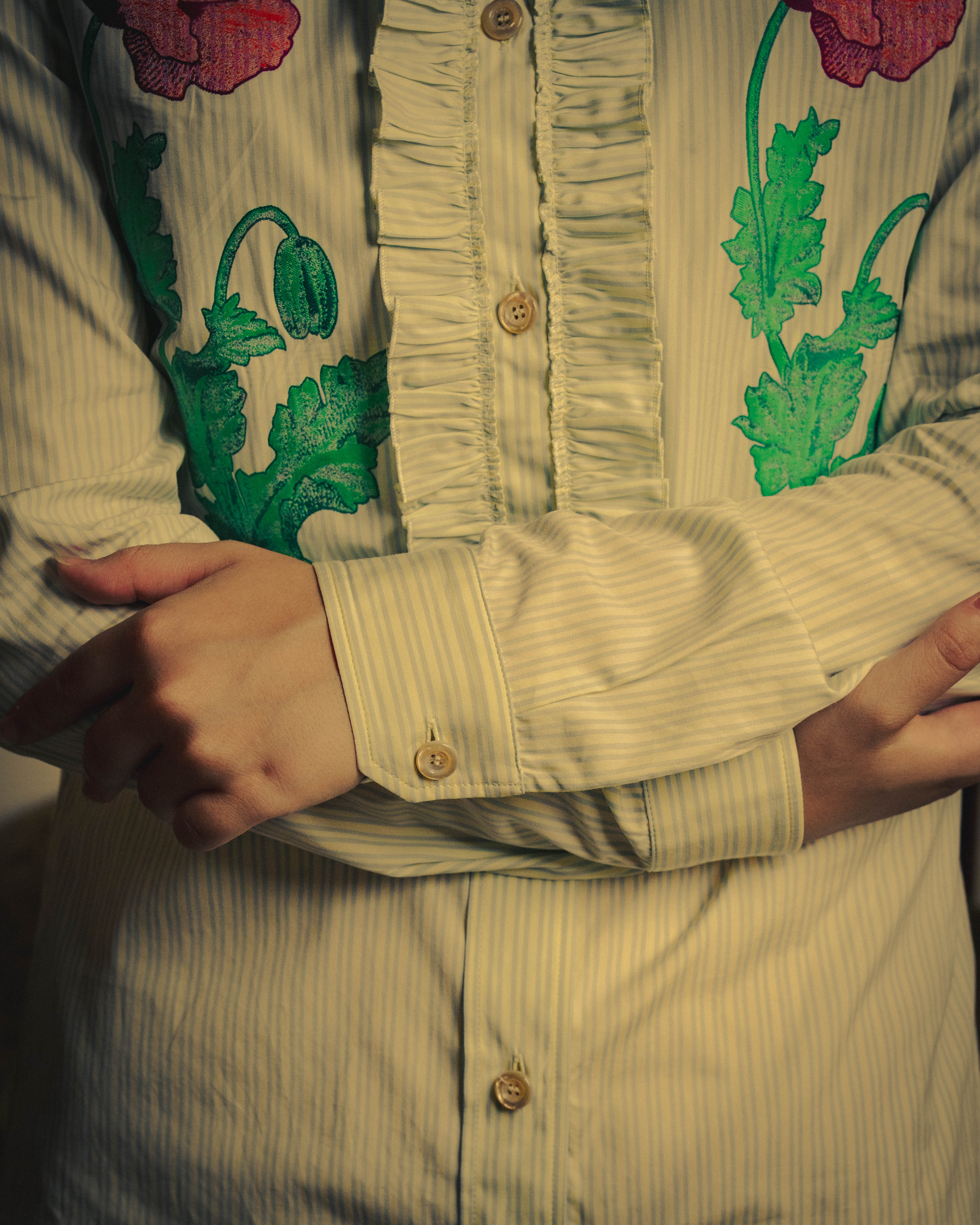 -SPECIAL- “GUCCI” 2017-2019 Floral embroidered ruffled striped shirt