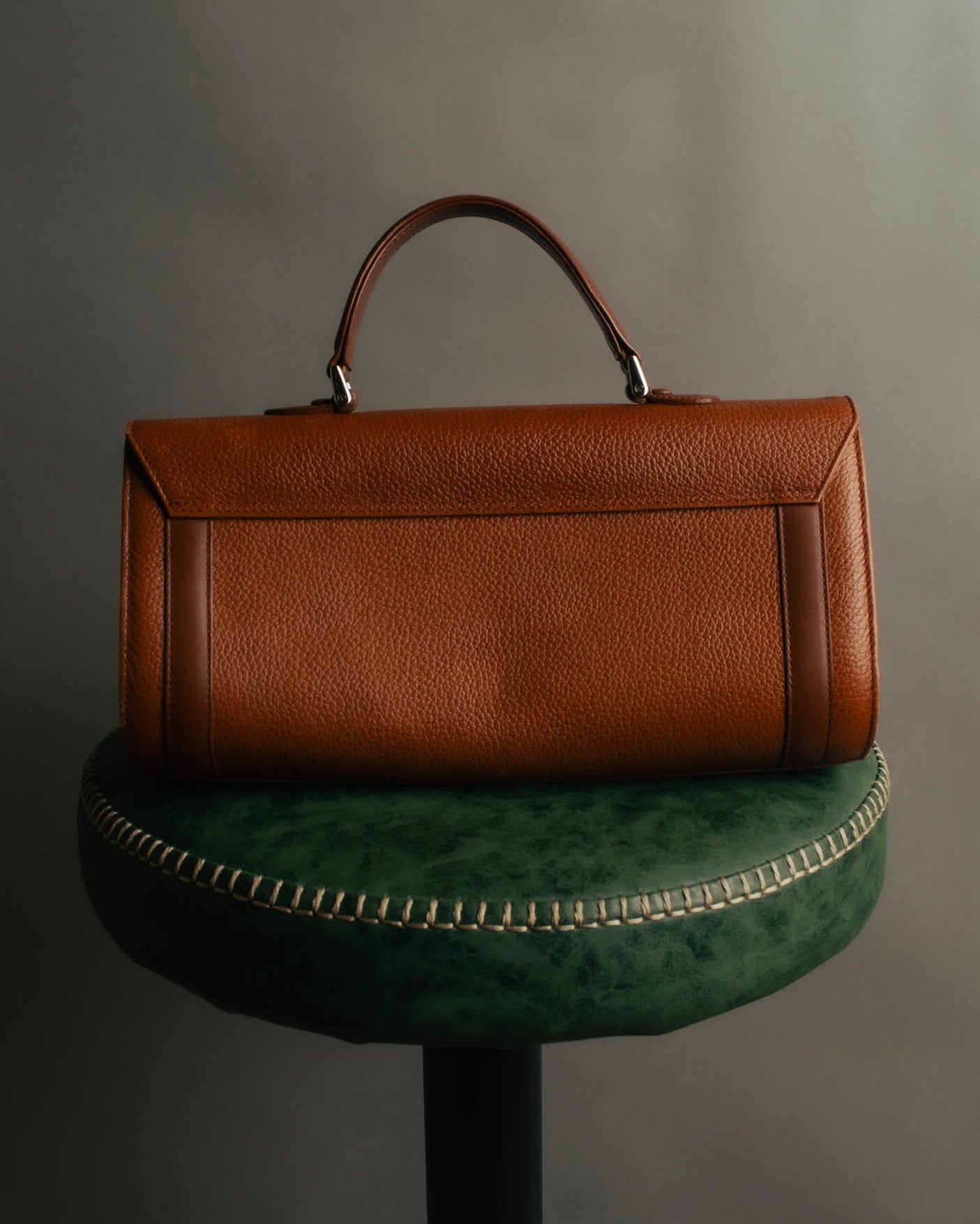 "Burberrys" 80's-90's Classic grained leather top handle handbag