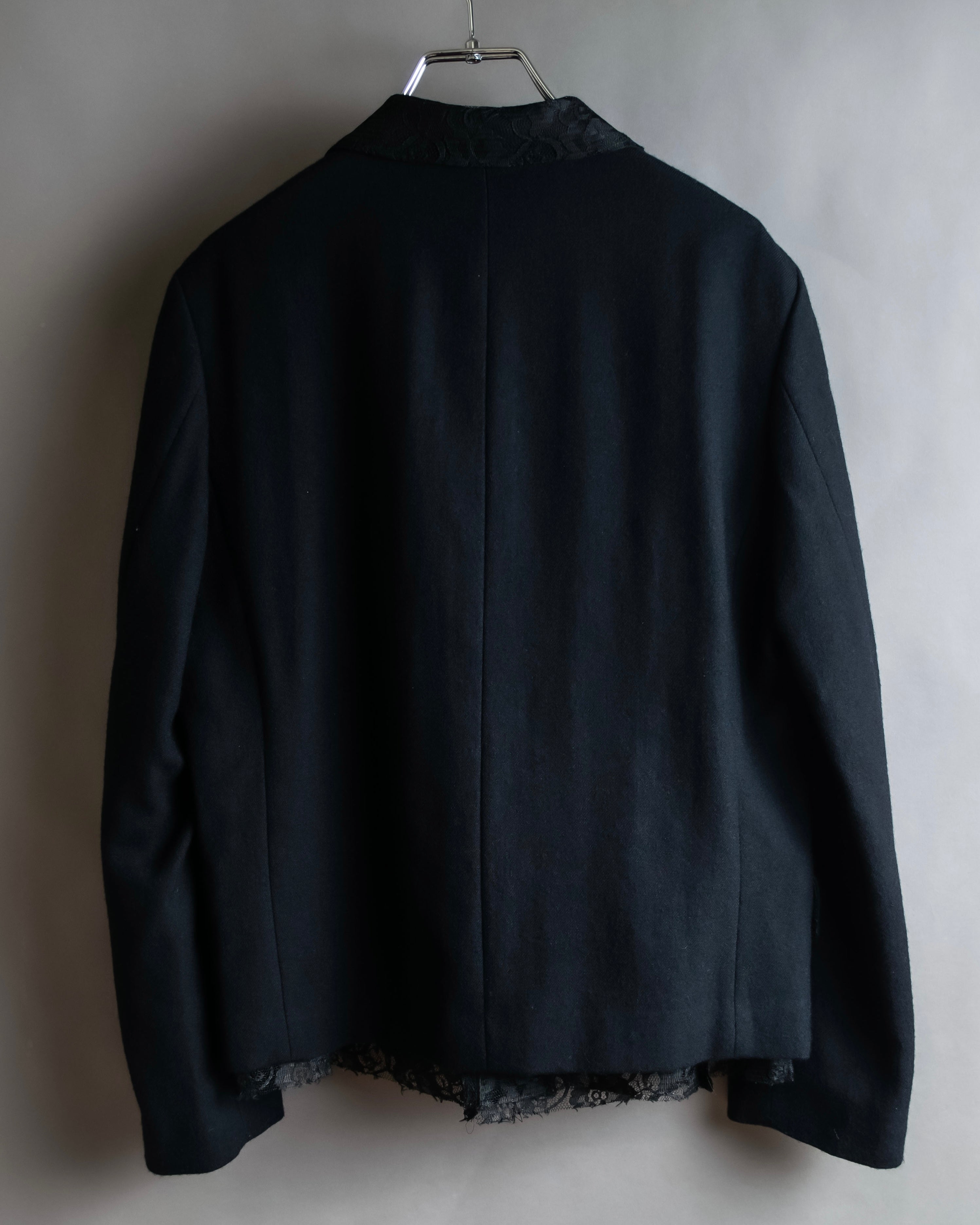 "tricot COMME des GARCONS" 
2001AW Lace-switched design tailored jacket