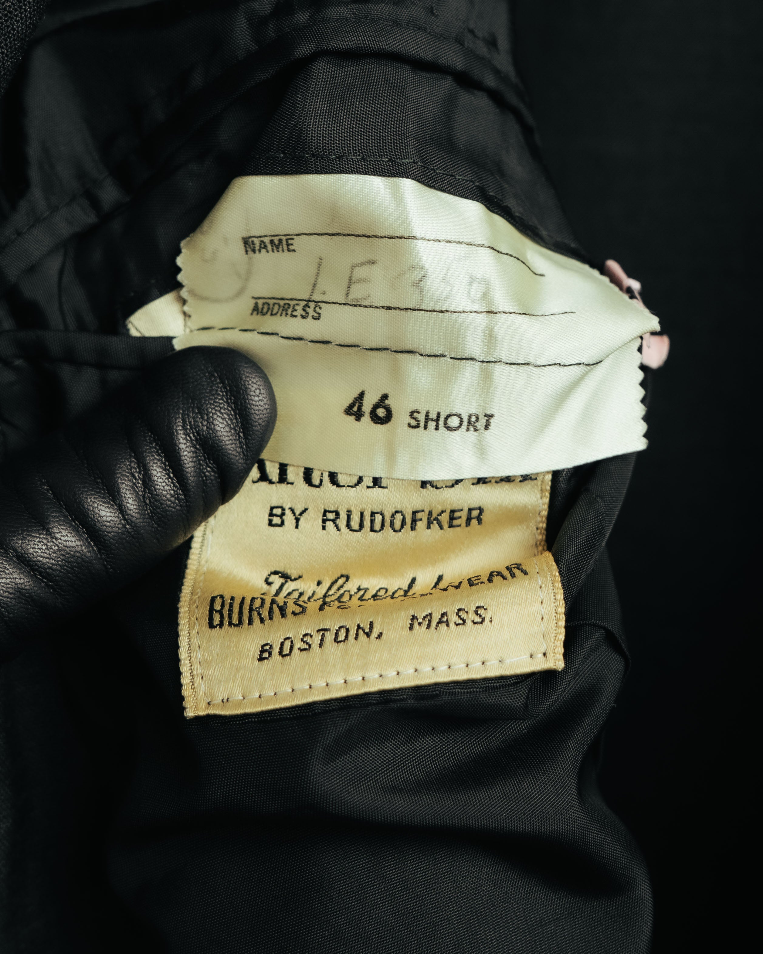 -MOOD Vintage Collections-
70’s-80’s Piping formal tailored jacket