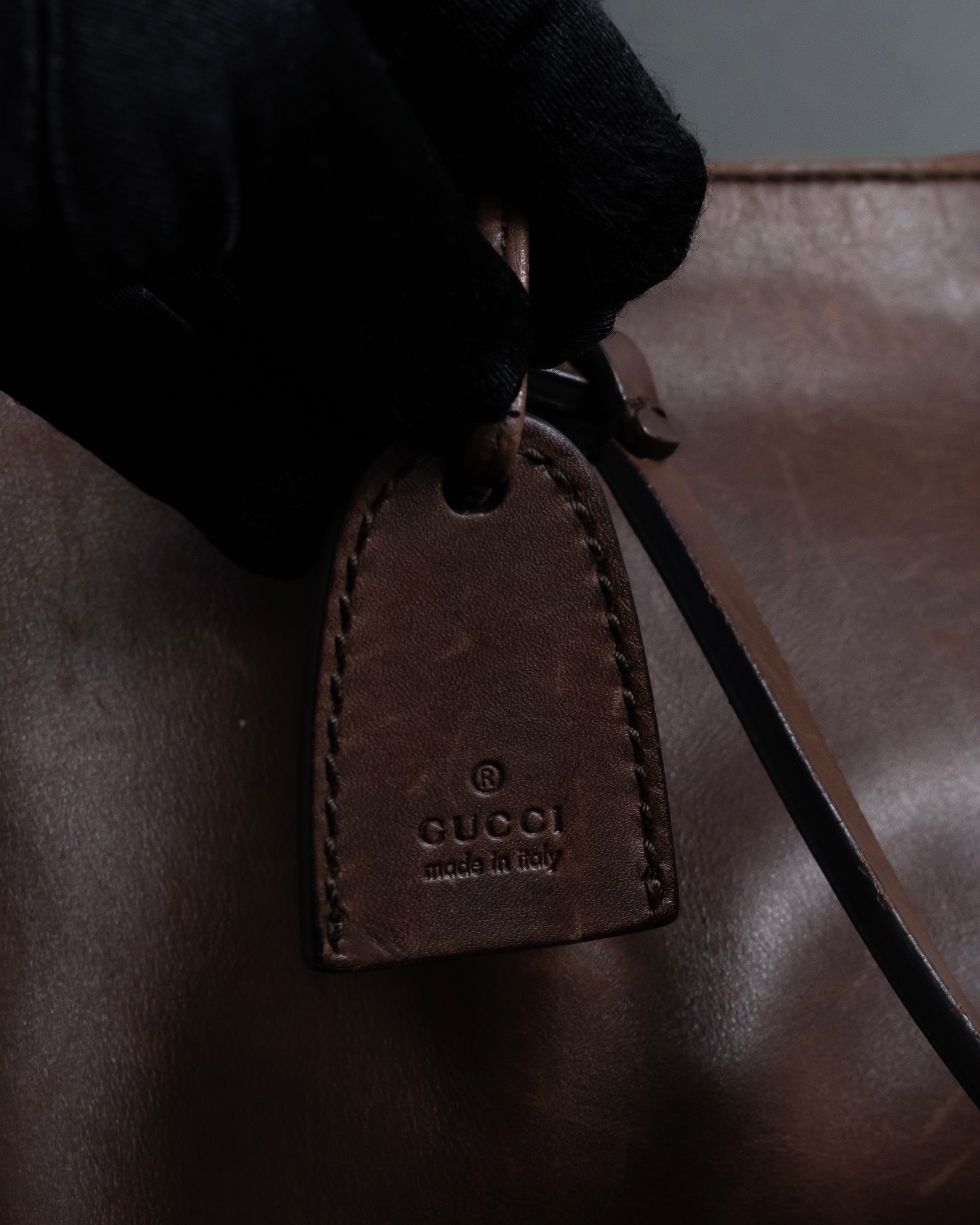 "GUCCI" Horizontally elegant silhouette oiled leather one-shoulder bag