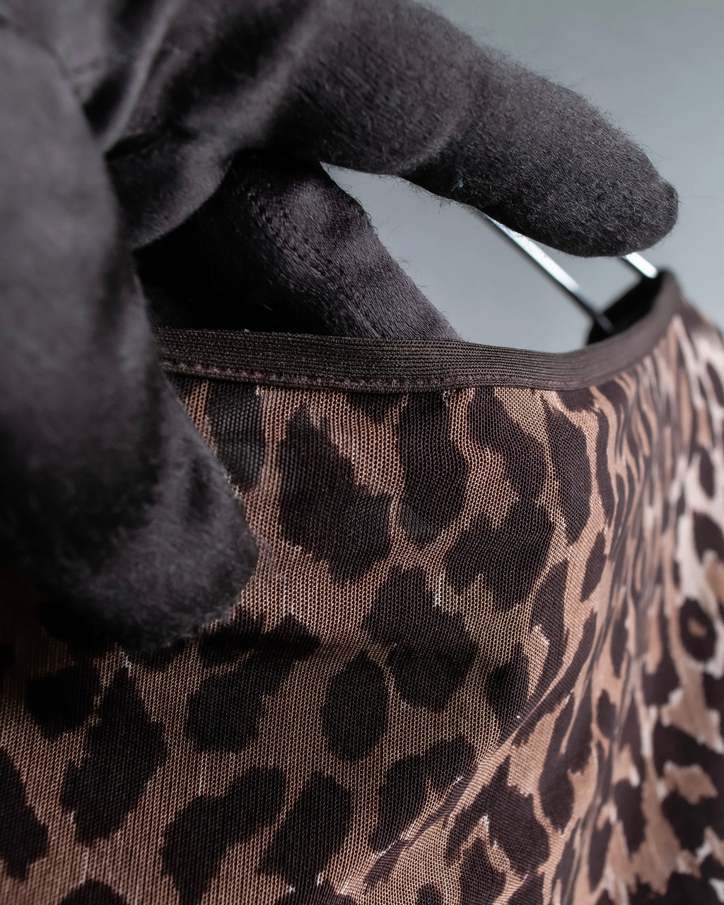 "DOLCE & GABBANA" Leopard print short cut and sew