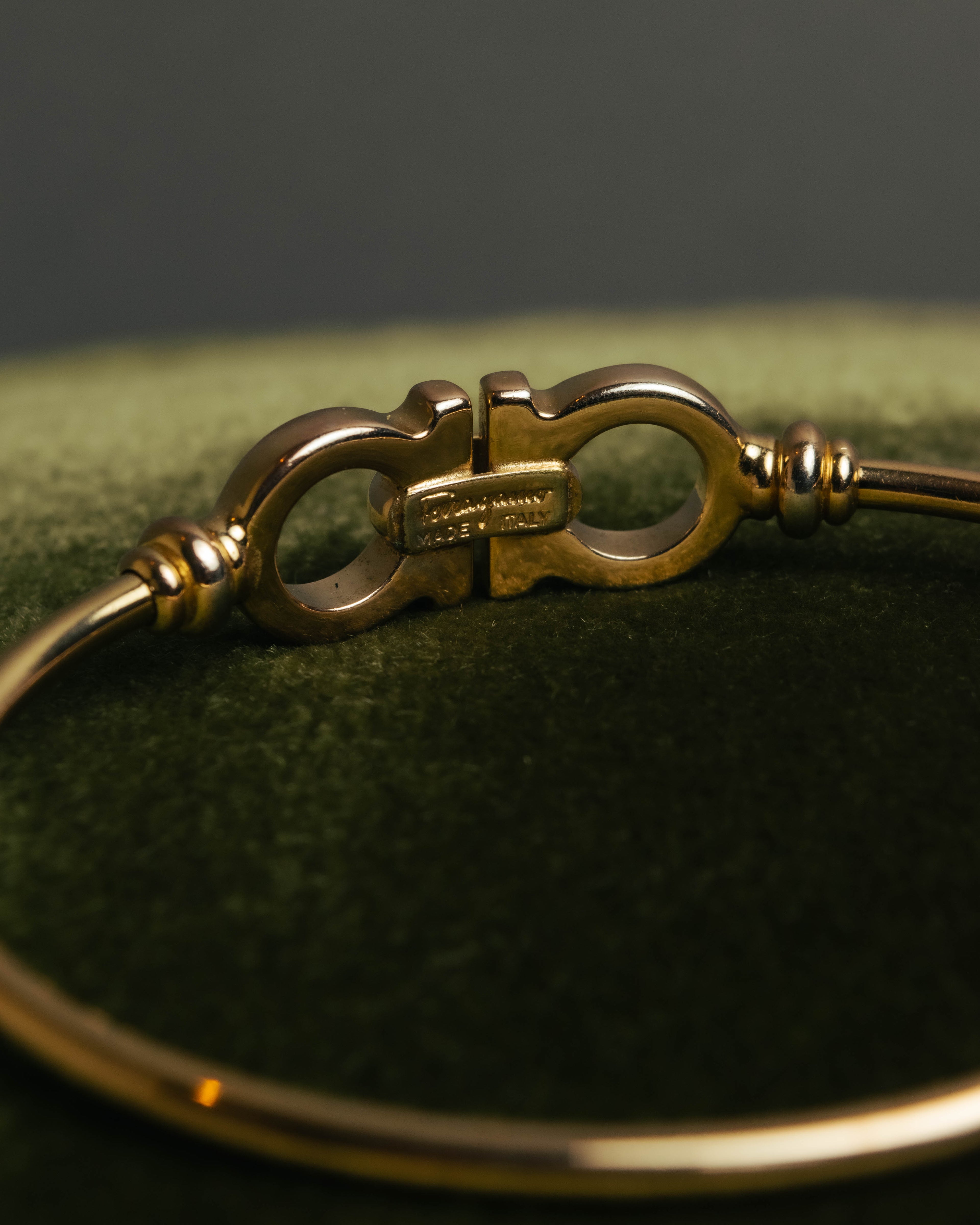 “Salvatore Ferragamo” 90’s-00’s Gancini gold tone bangle bracelet