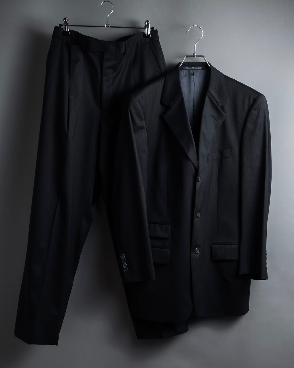 "GUCCI" 90's Elegant suiting pinstripe set up