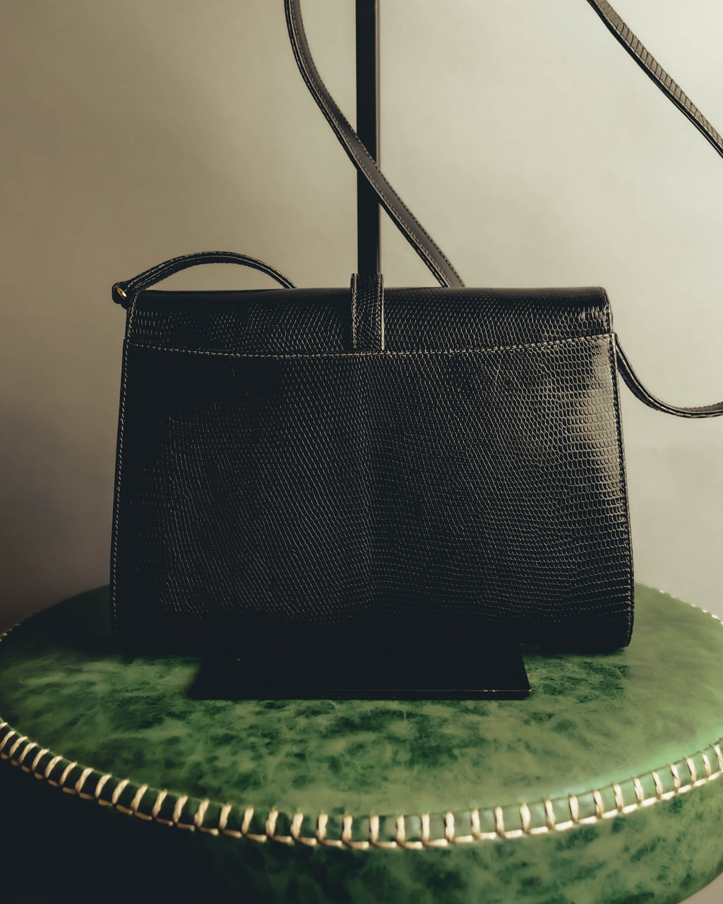 "GUCCI" 60's-70's Glossy lizard embossed leather shoulder bag