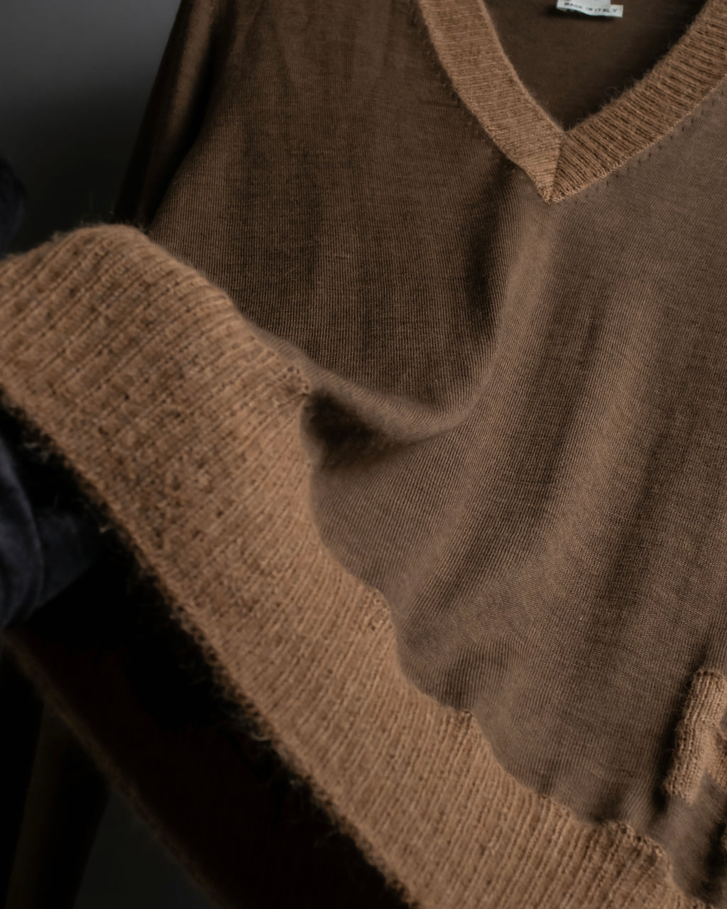 "HERMES" Gaultier period H logo engraved V-neck knit