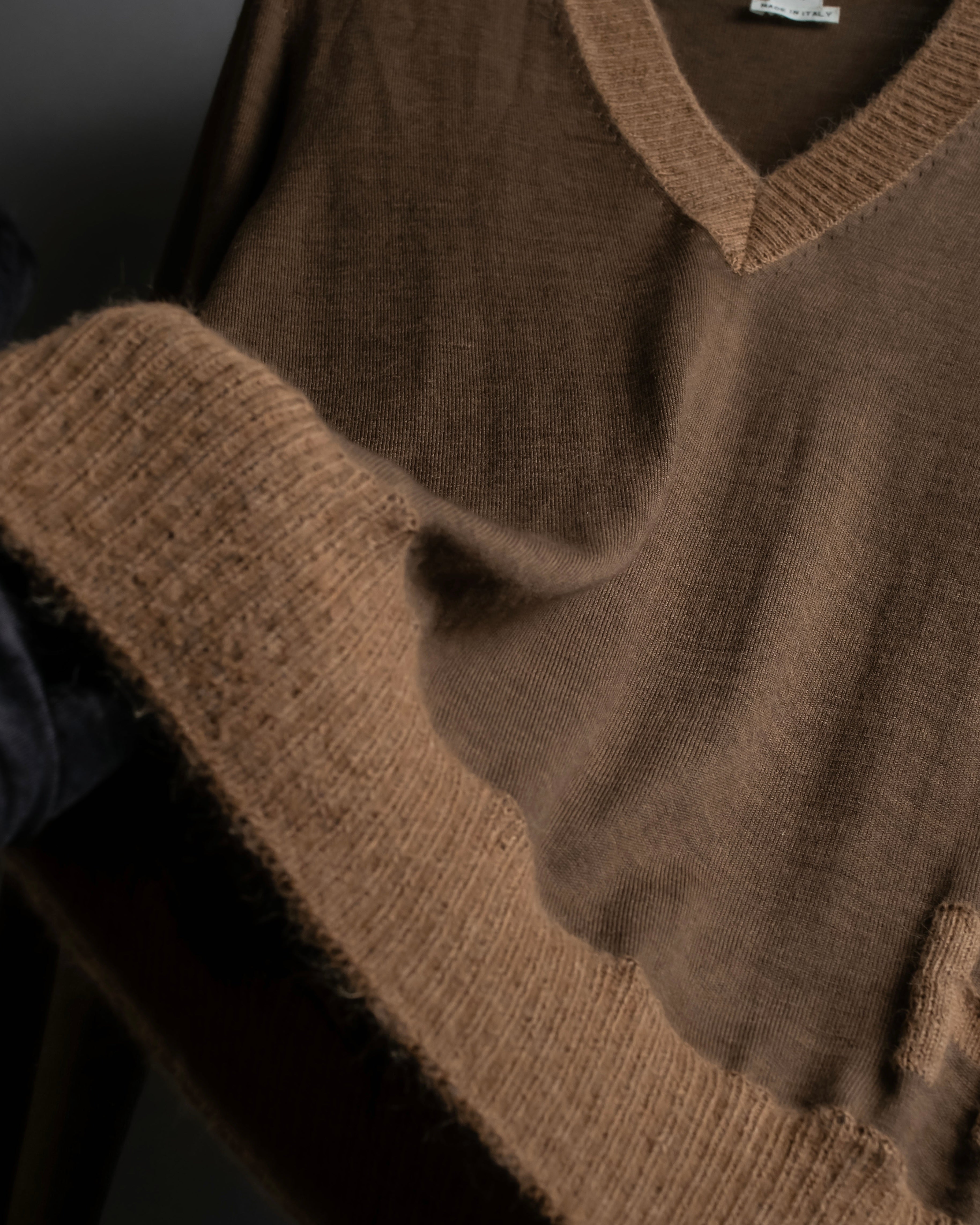 "HERMES" Gaultier period H logo engraved V-neck knit