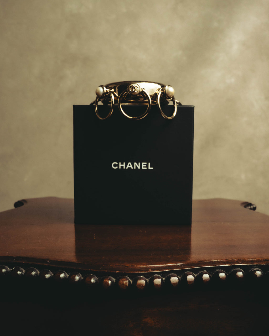 -SPECIAL- “CHANEL” 22C Pearl embellished ring statement cuff bracelet