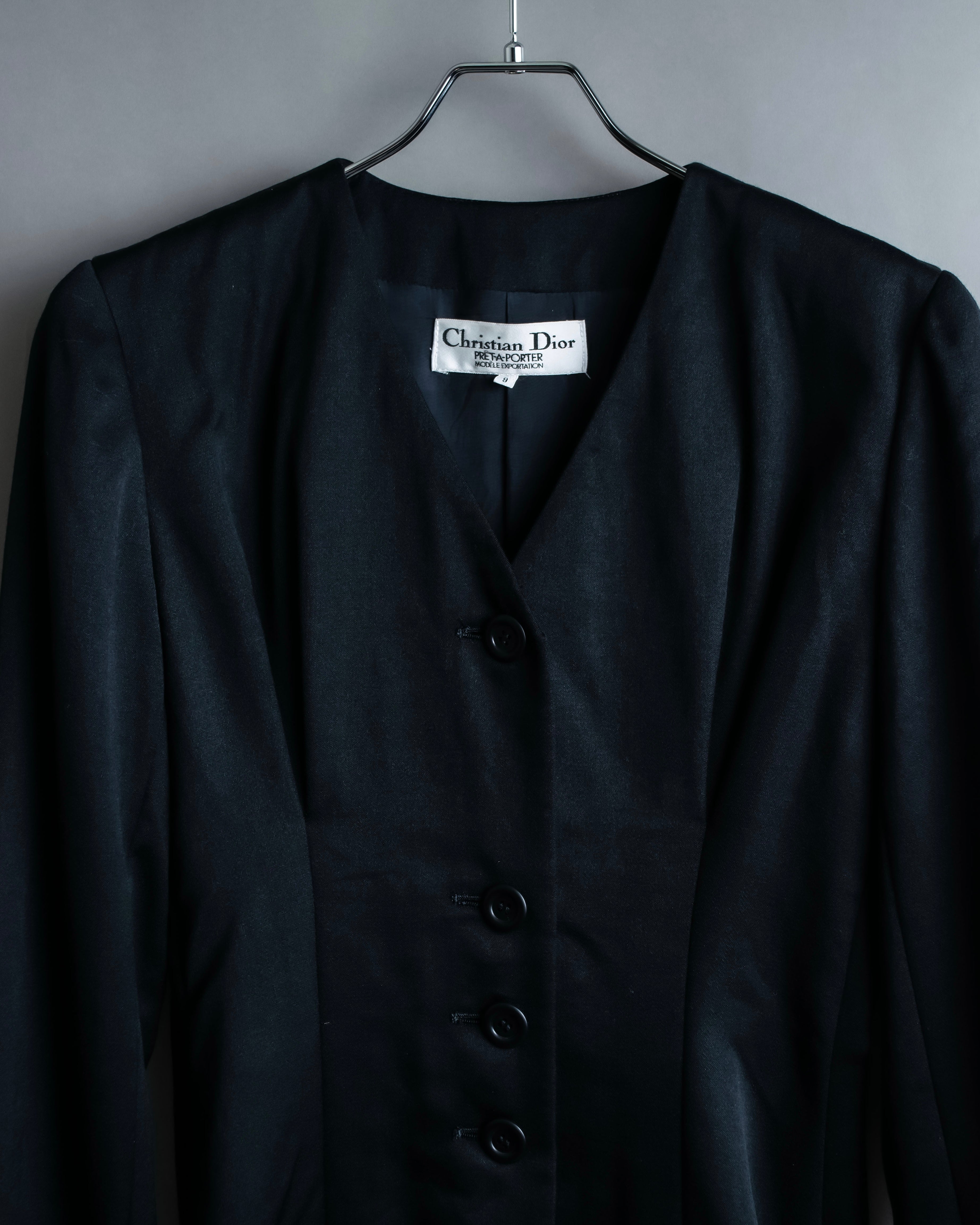 “Christian Dior” Beautiful shape no collar jacket
