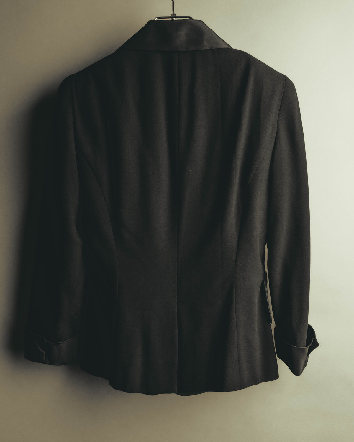 "DONNA KARAN NEW YORK" 90's Satin trimmed wool blazer