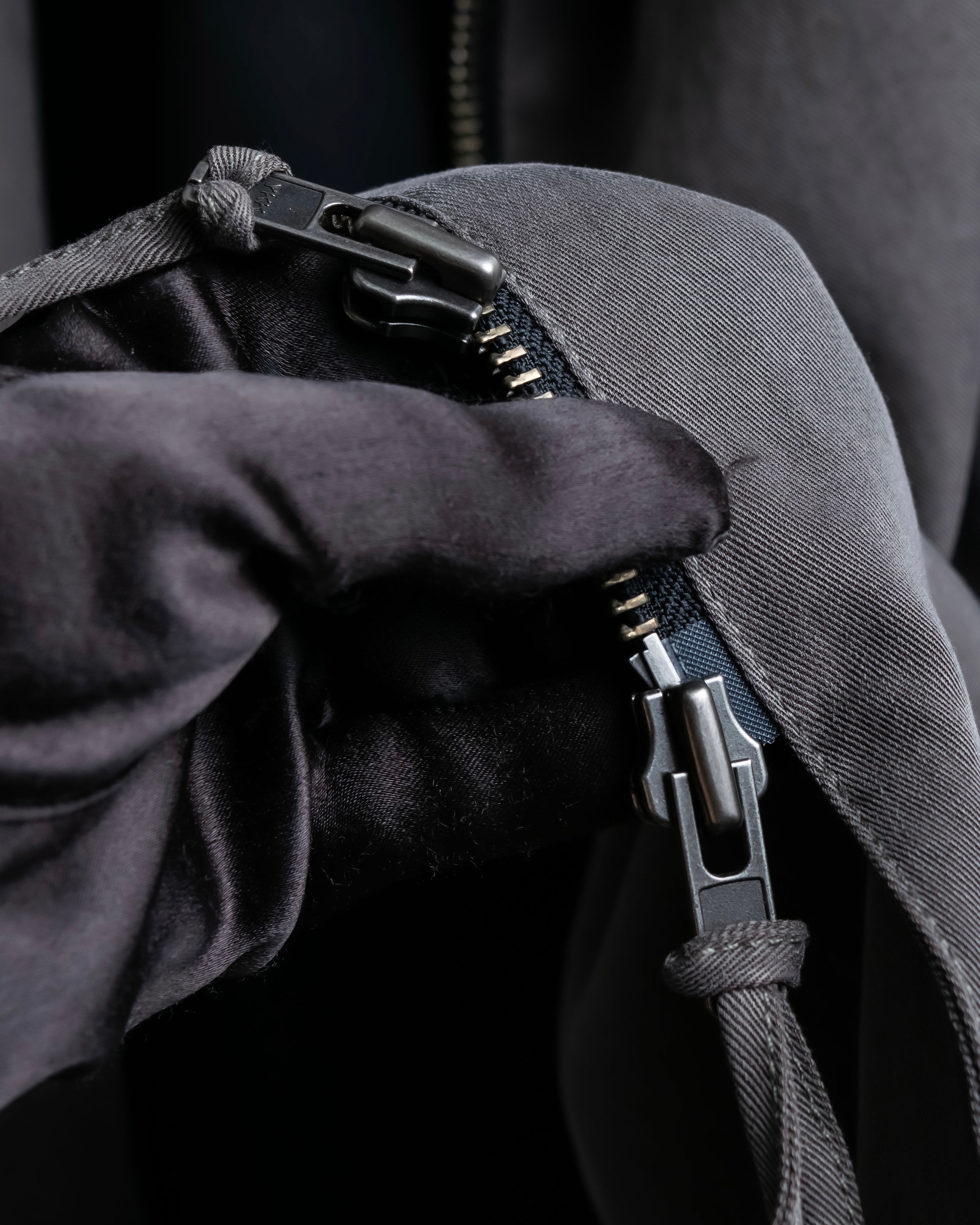 “DOUBLE STANDARD CLOTHING” Designed sleeve hooded middle coat