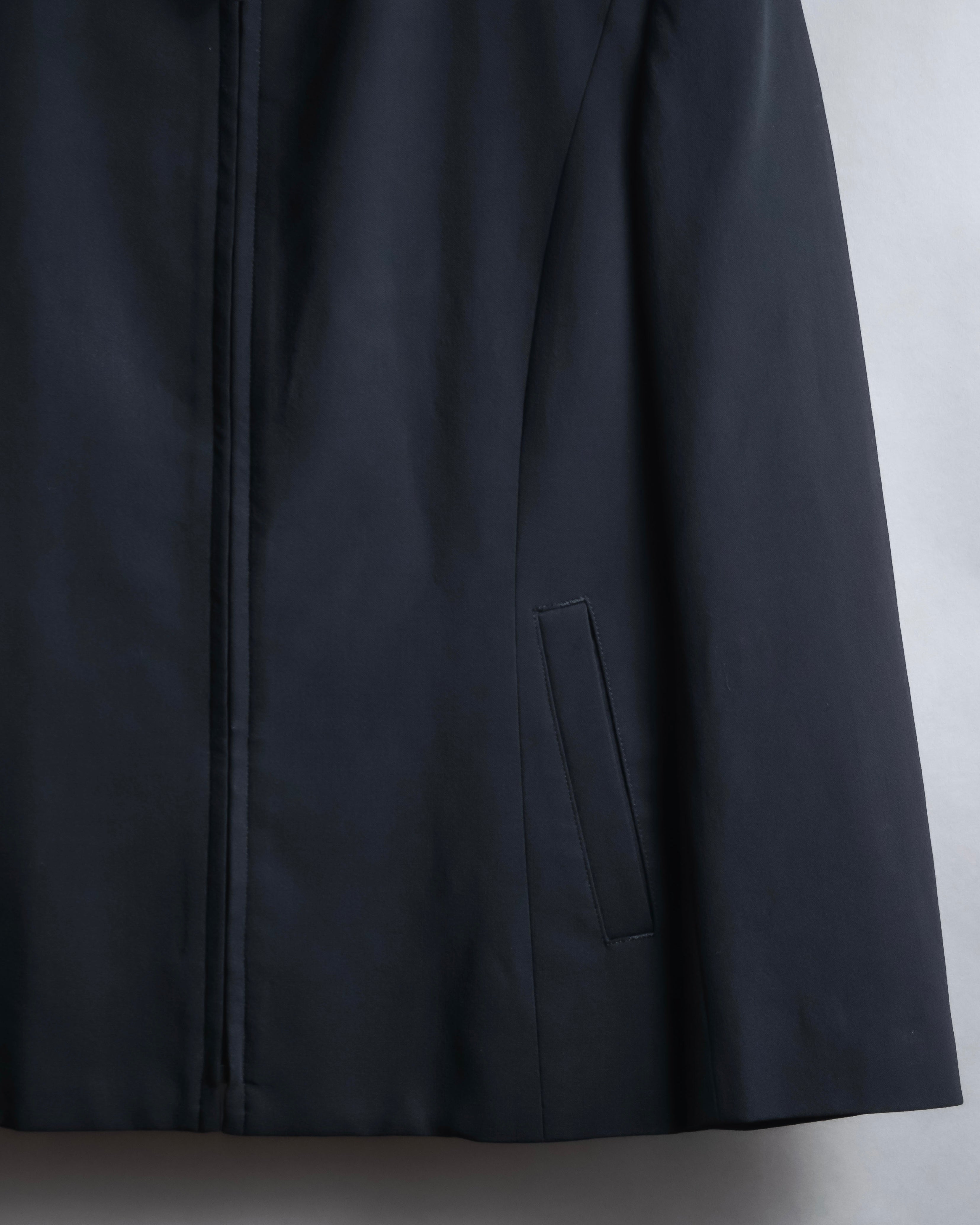 “ISSEY MIYAKE” Chin belt designed stand collar jacket