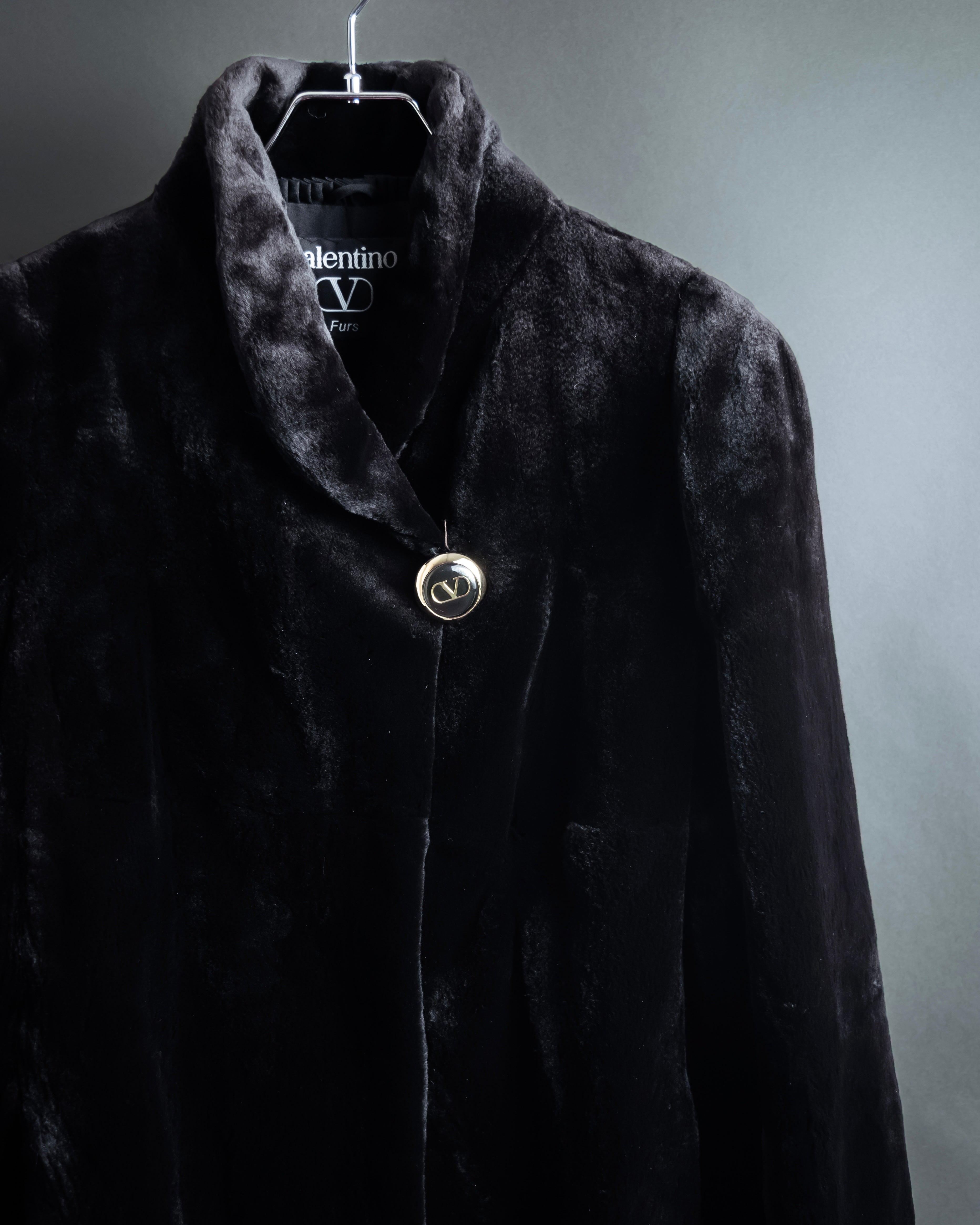 -SPECIAL- “VALENTINO” 1988–1992 SAGA Mink Shawl Collar Coat