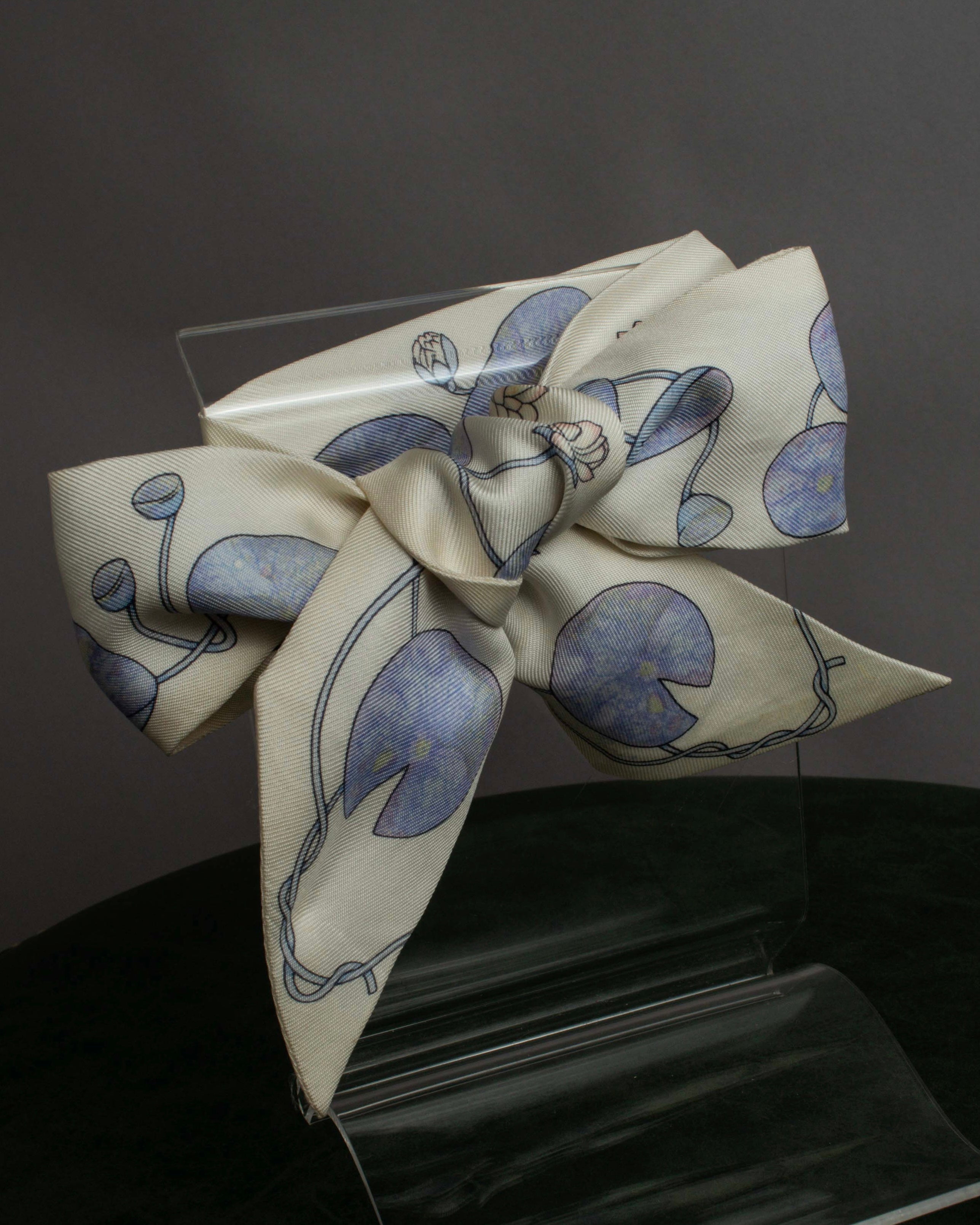 "HERMES" Un Jardin Sur le Nil silk twilly scarf