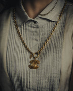 -SPECIAL- “CHANEL” 80’s-90’s Quilted cc pendant chain necklace