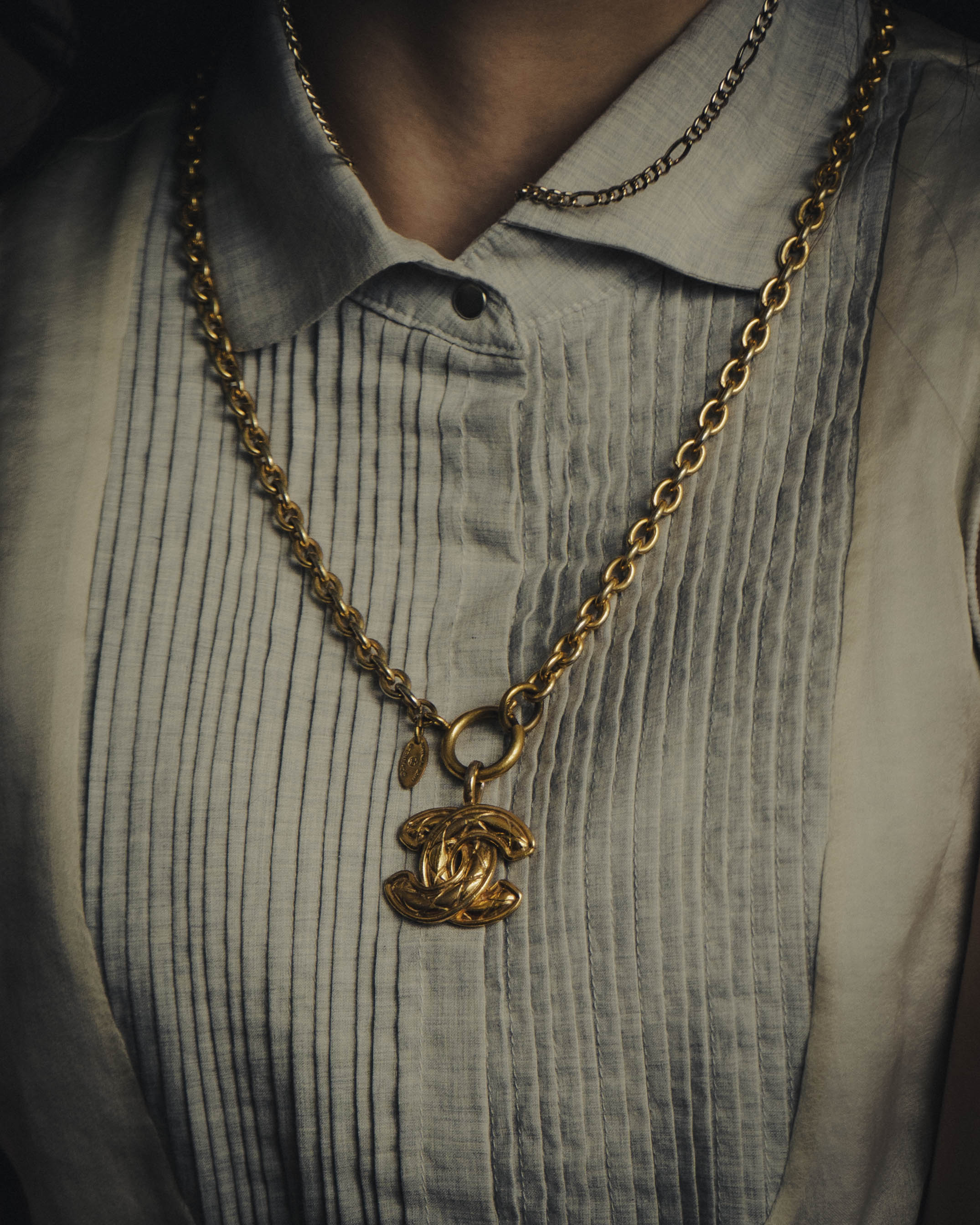 -SPECIAL- “CHANEL” 80’s-90’s Quilted cc pendant chain necklace