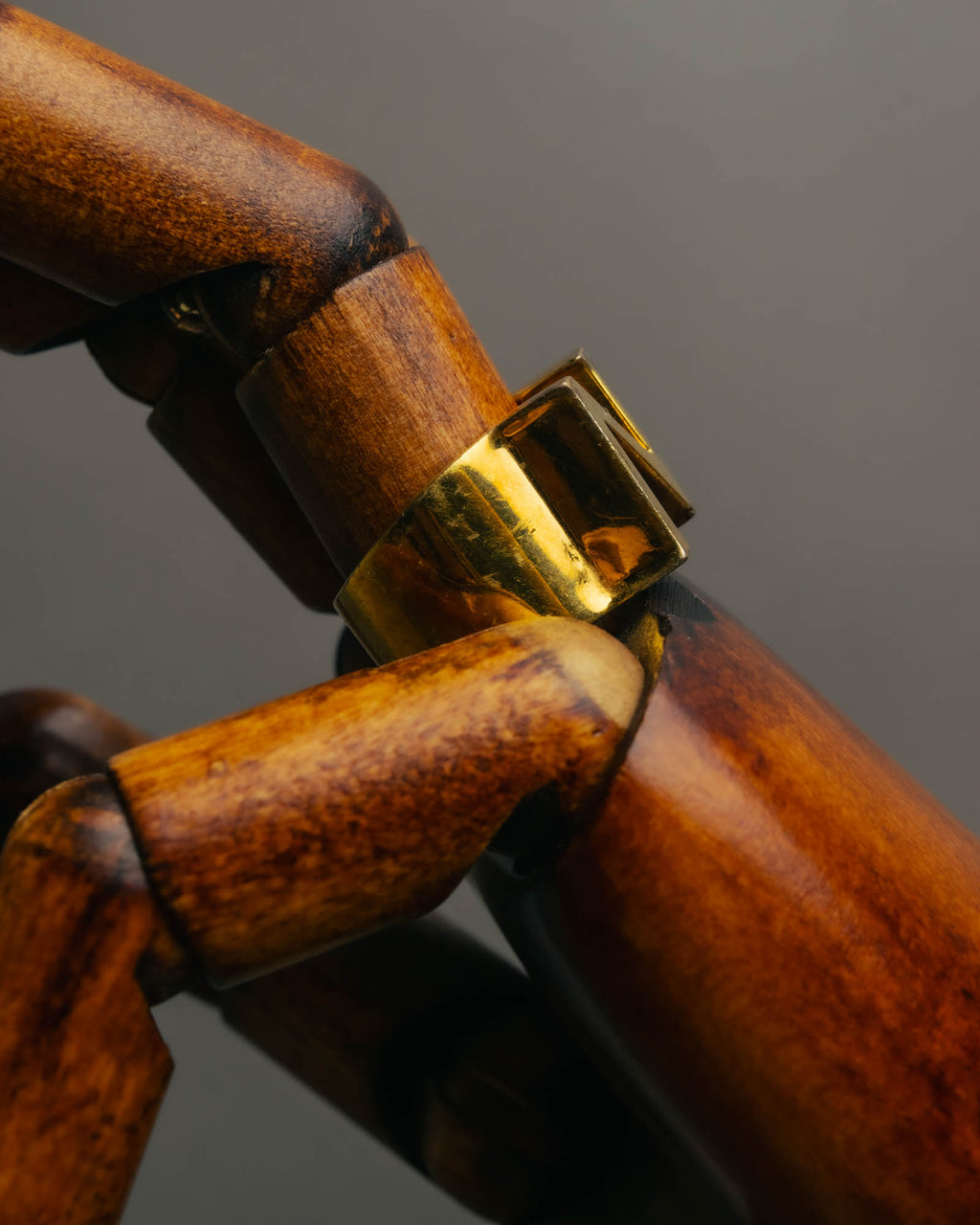 "Chloé" 2015 AW Gold alphabet ring