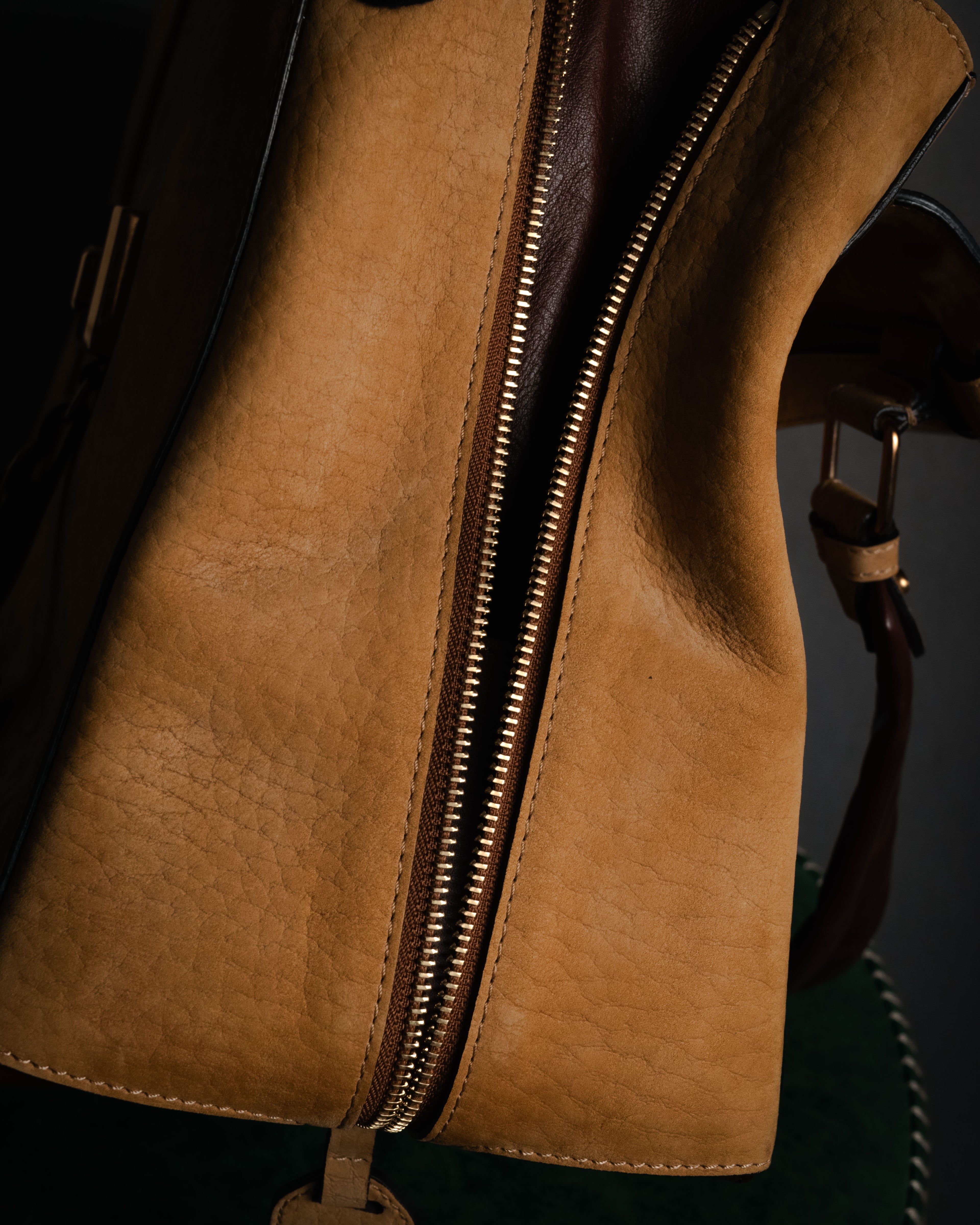 “Chloé” 12-14 Alice bicolor trapeze tote bag