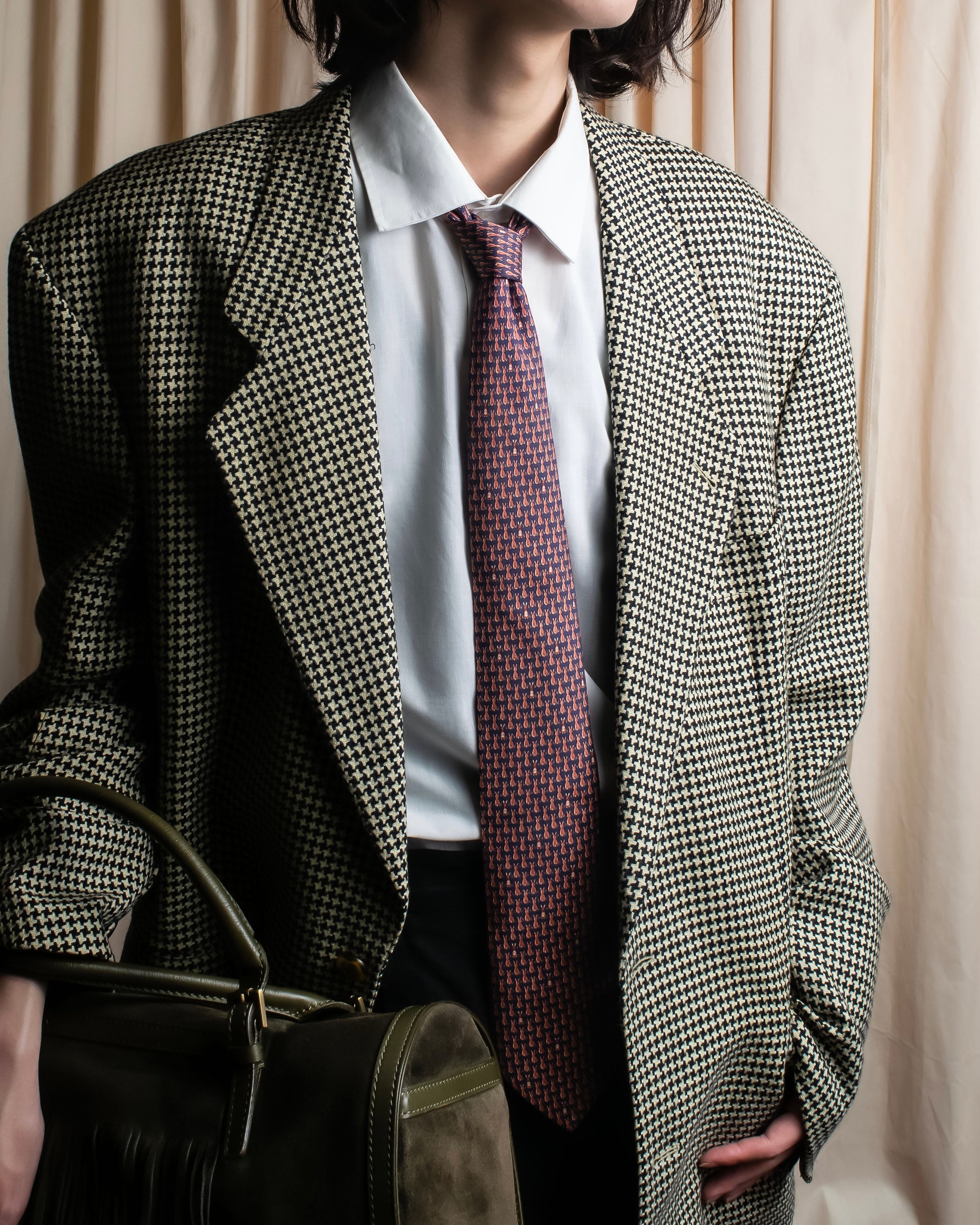 "HERMES" Rabbit motif silk necktie