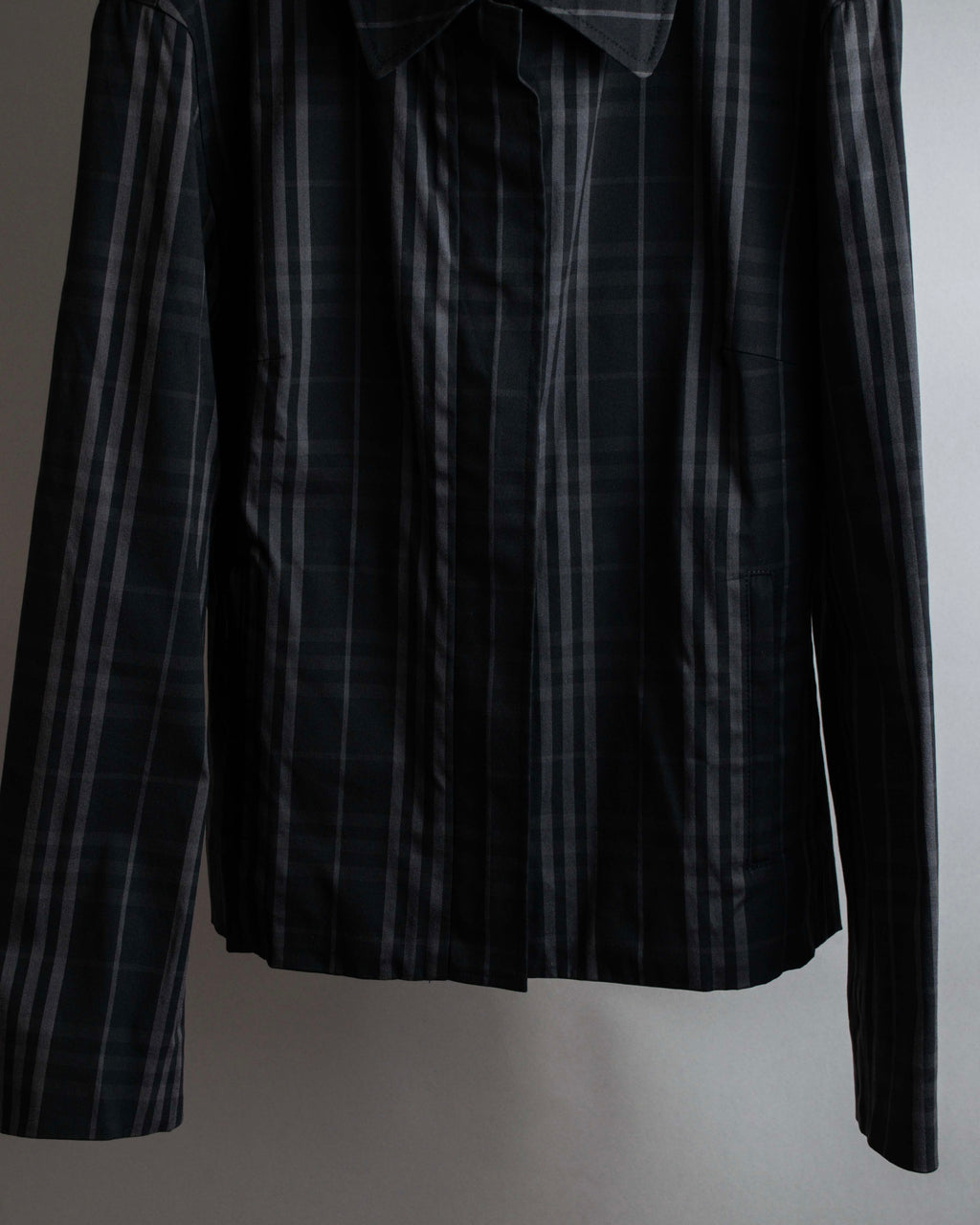 "BURBERRY" Combination leather design check pattern one-shoulder bag