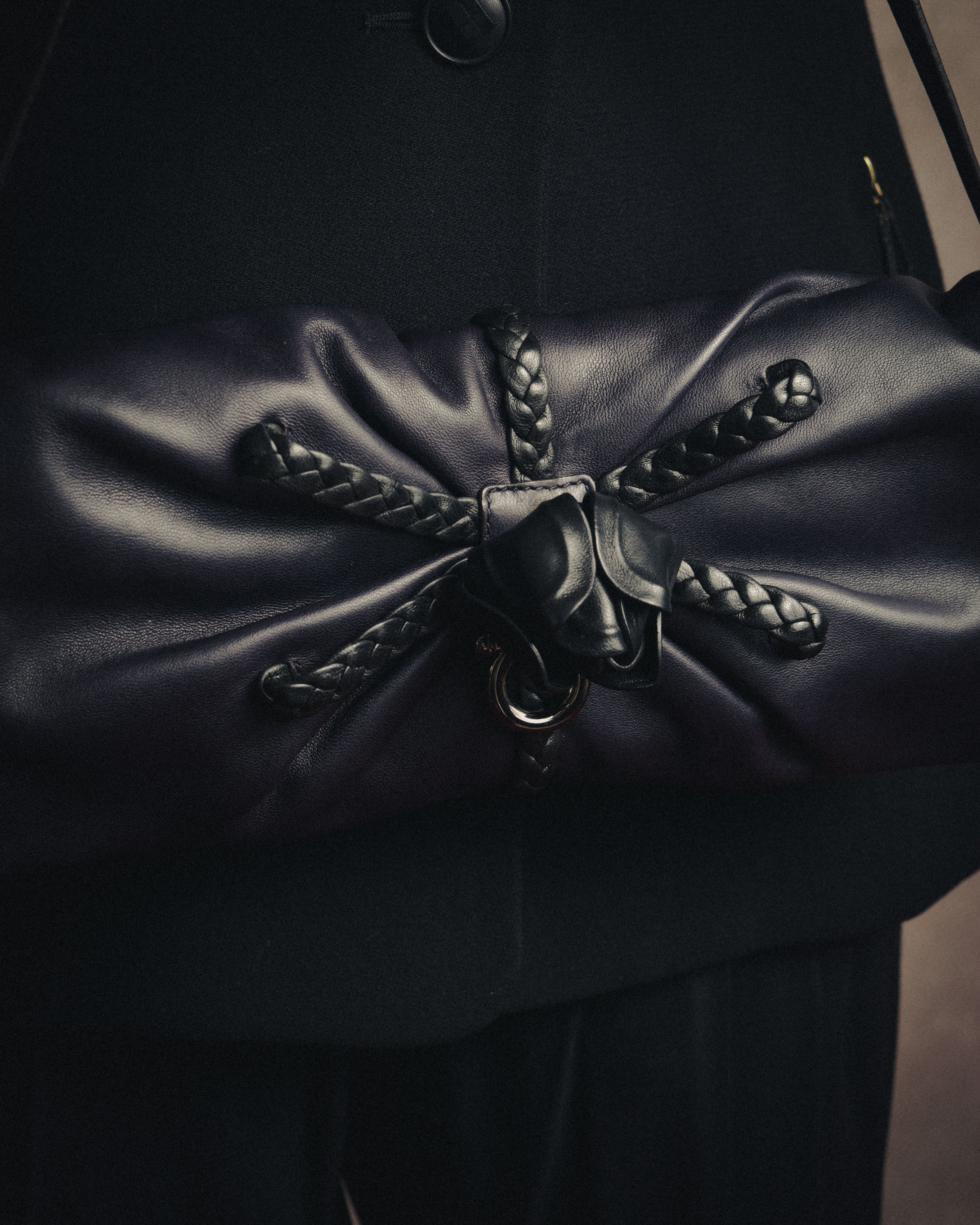 -SPECIAL- “Salvatore Ferragamo” 2010’s Floral leather draped shoulder bag