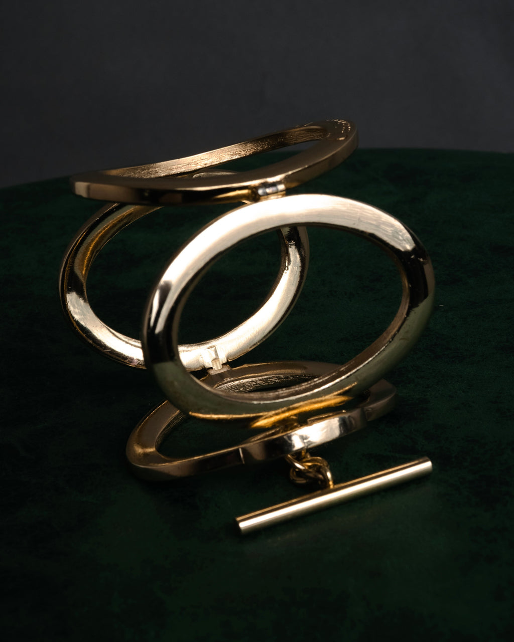 –SPECIAL– “Christian Dior” 90’s Sculptural oval link bracelet