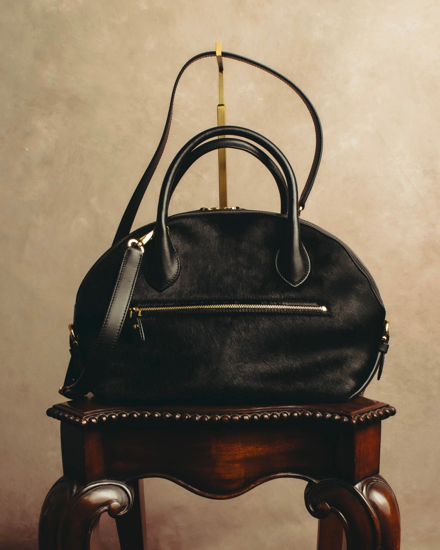 -SPECIAL- “Salvatore Ferragamo“ 90's-00's Gancini pony hair and leather dual-way boston bag