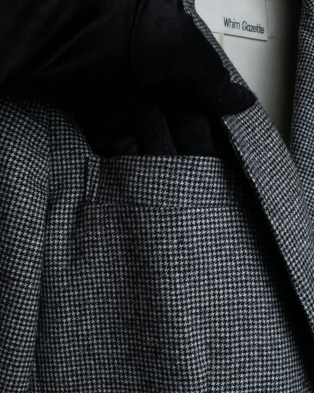 "Whim Gazette" Houndstooth pattern shaped tailored jacket