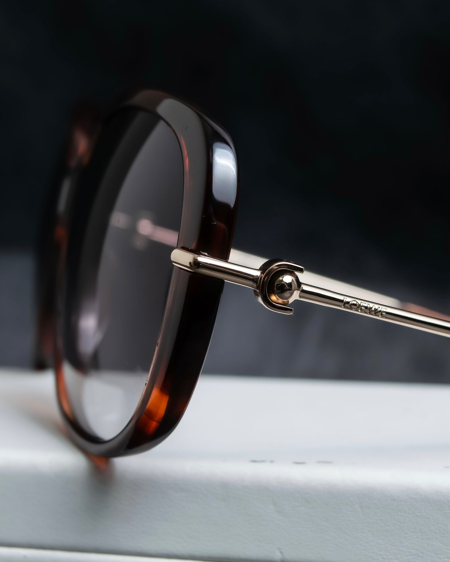 "LOEWE" Butterfly frame silver temple sunglasses