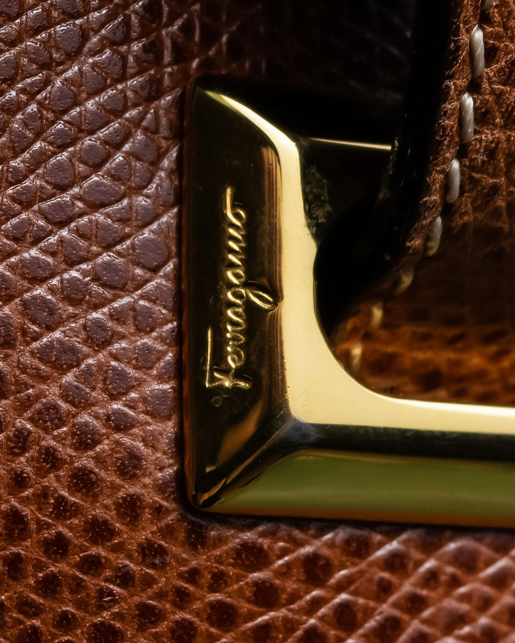 "Salvatore Ferragamo" Gold metal parts brown leather shoulder bag