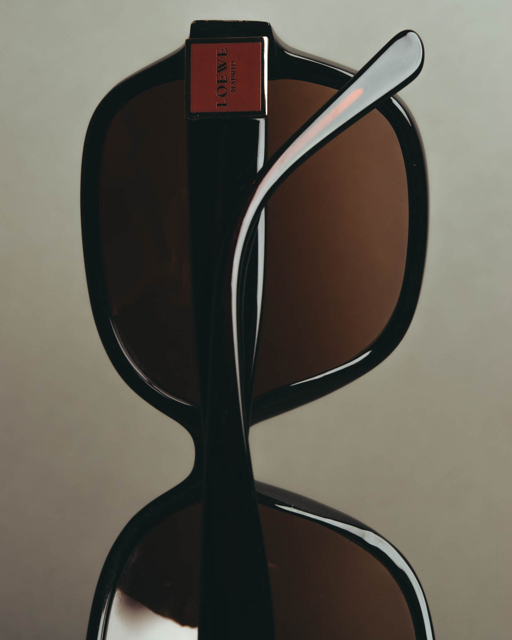 "LOEWE" 00's-10's Oversized butterfly sunglasses