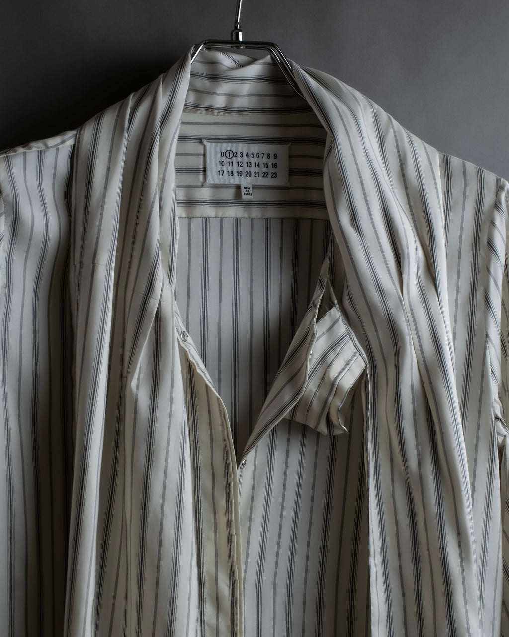 "MAISON MARGIELA" 16SS bowtie design striped long shirt