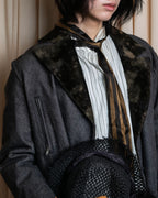 "tricot COMME des GARCONS" 
Double-breasted reversible fur tailored coat