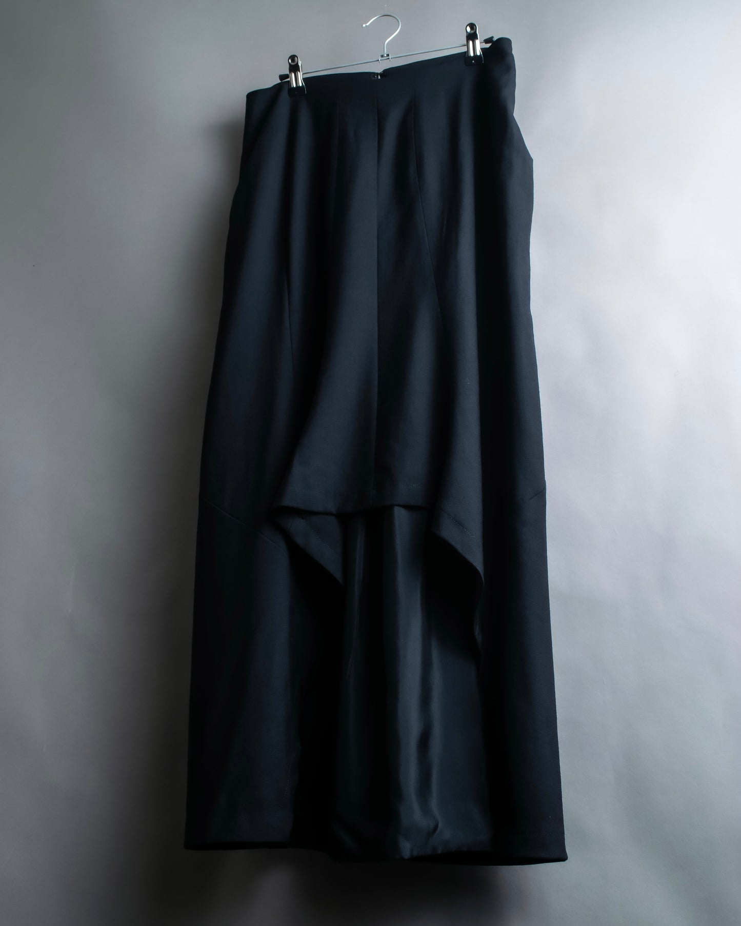 "Y's" Conceptual straight silhouette skirt