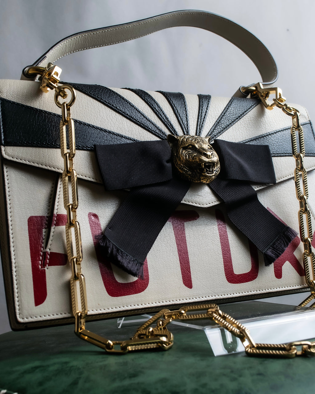 "GUCCI" 18SS Tiger head motif chain shoulder 2way bag