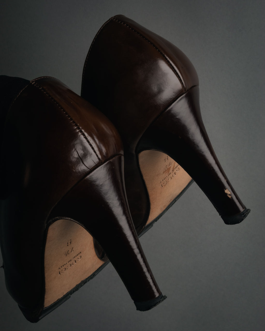 “GUCCI” 90’s-00’s patent leather horsebit pumps