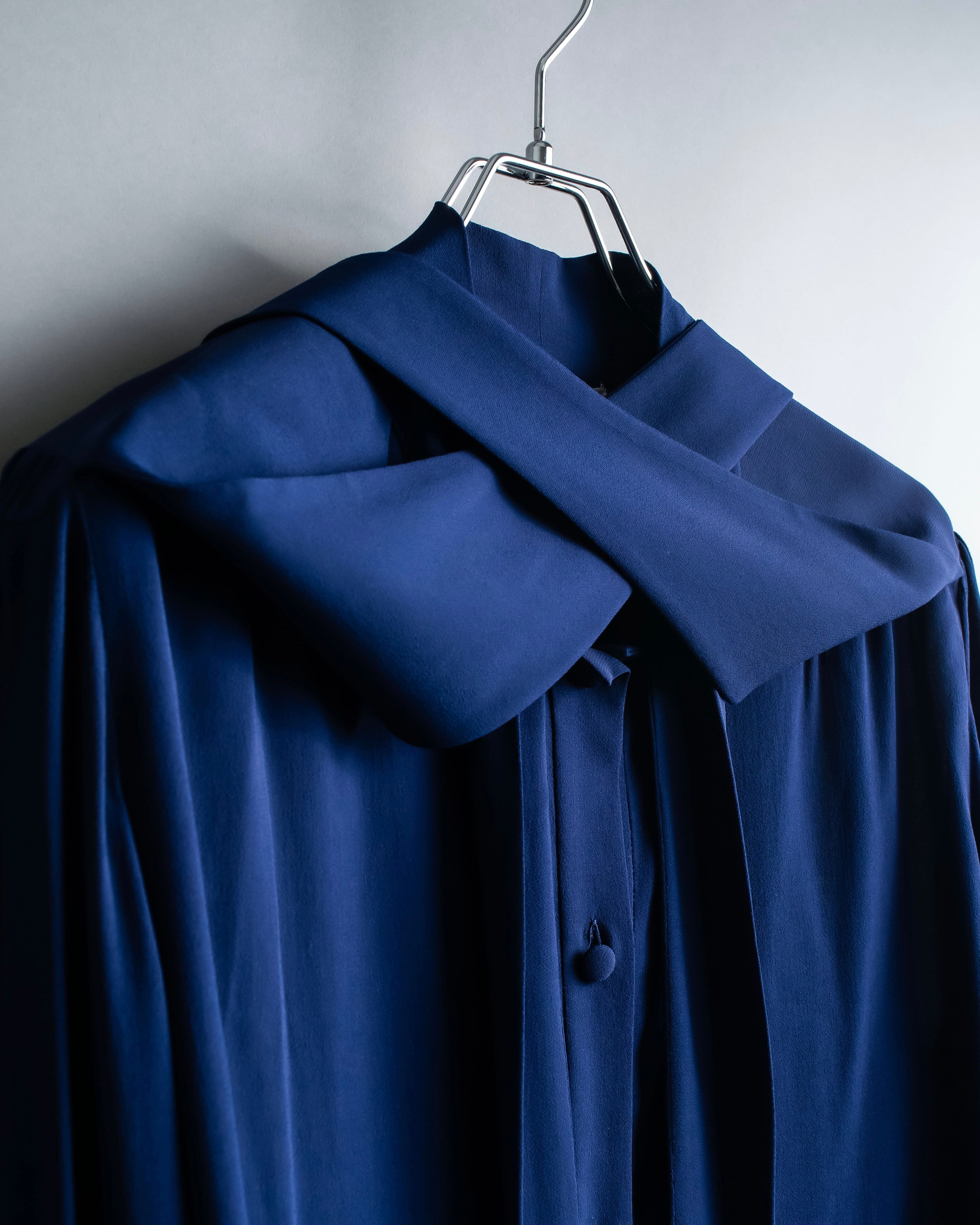 "BALENCIAGA" 16AW Pussy bow sailor shirt