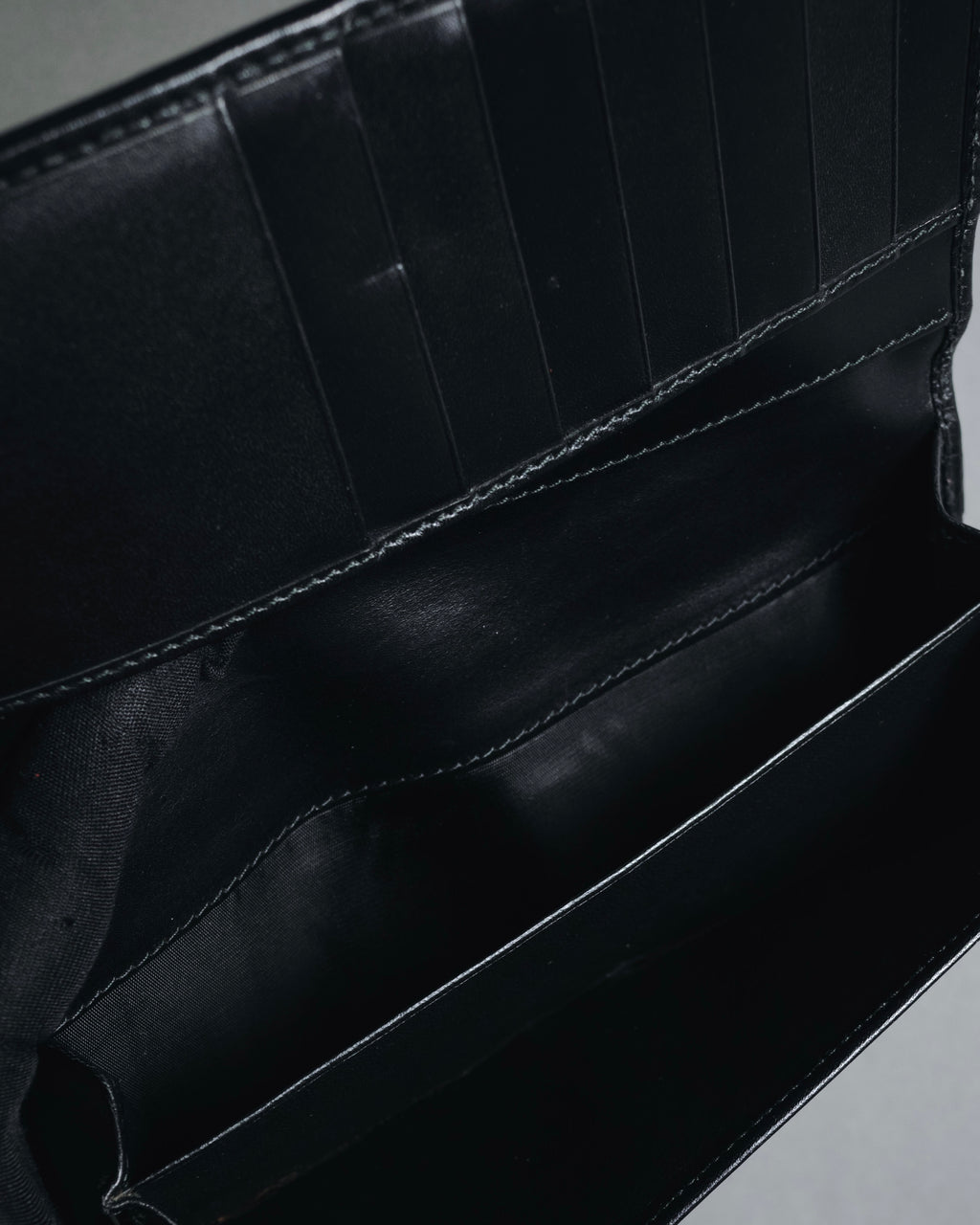 "GUCCI" Mid 00’s wood-lock leather long wallet